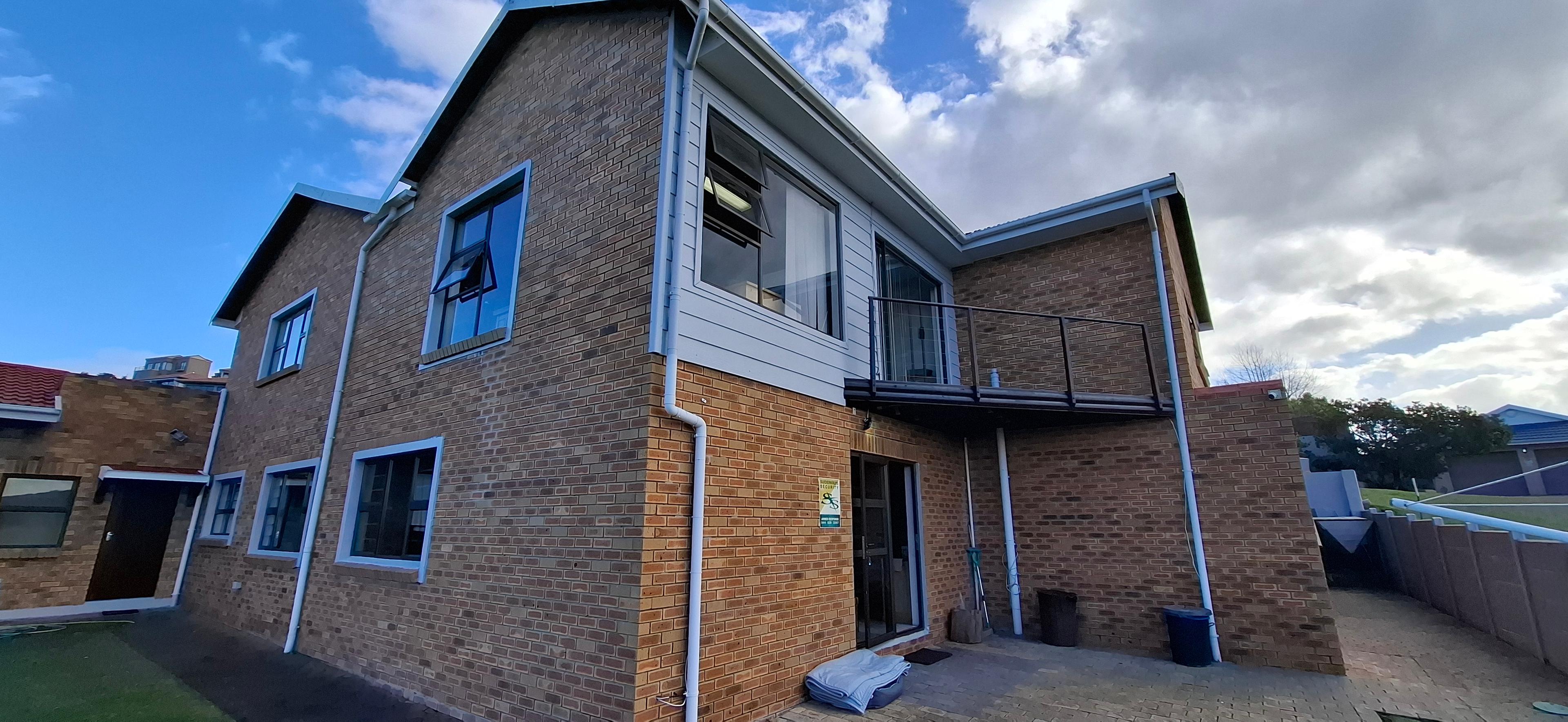 Image 4 of 6