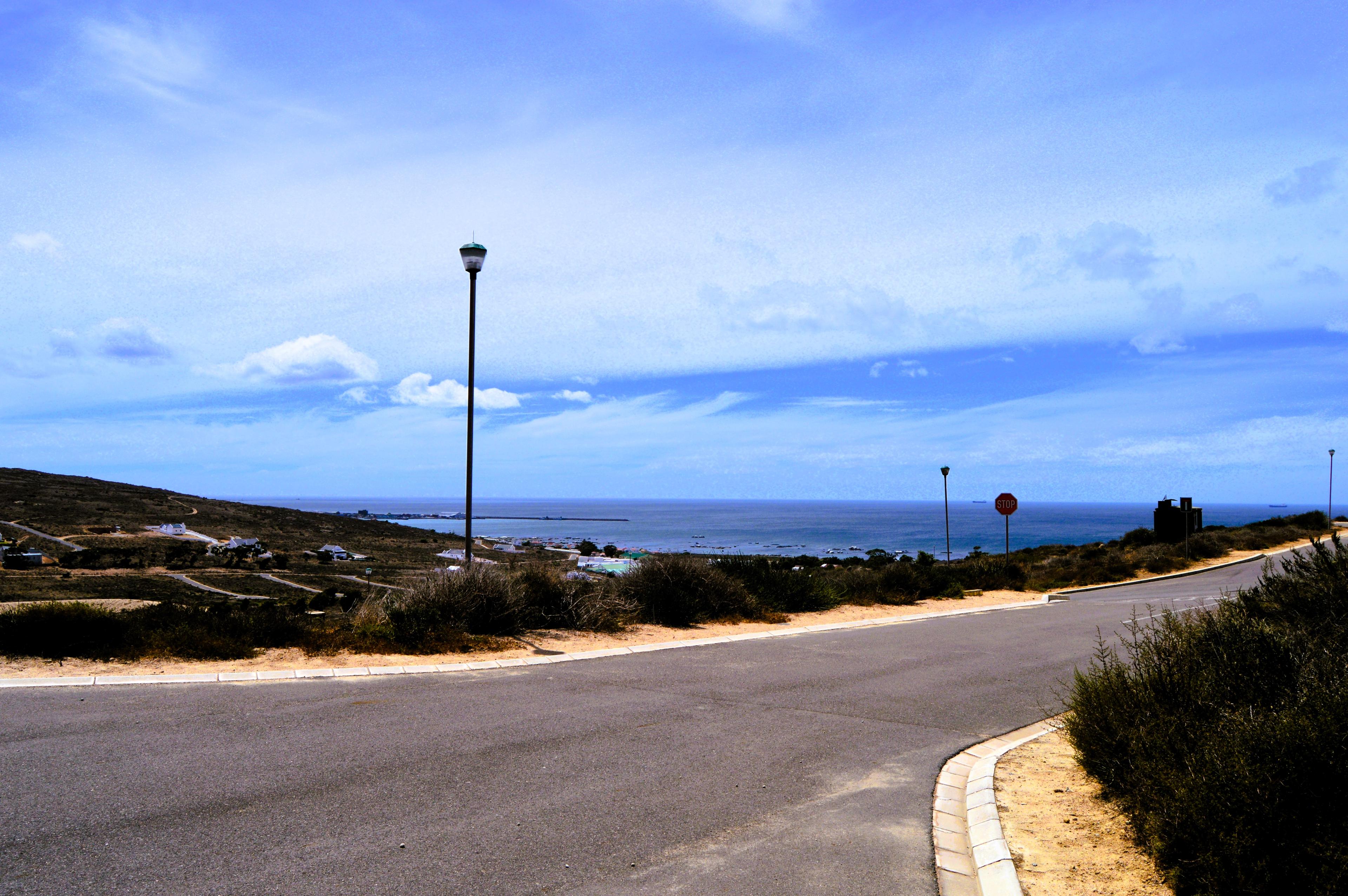 Image 4 of 6