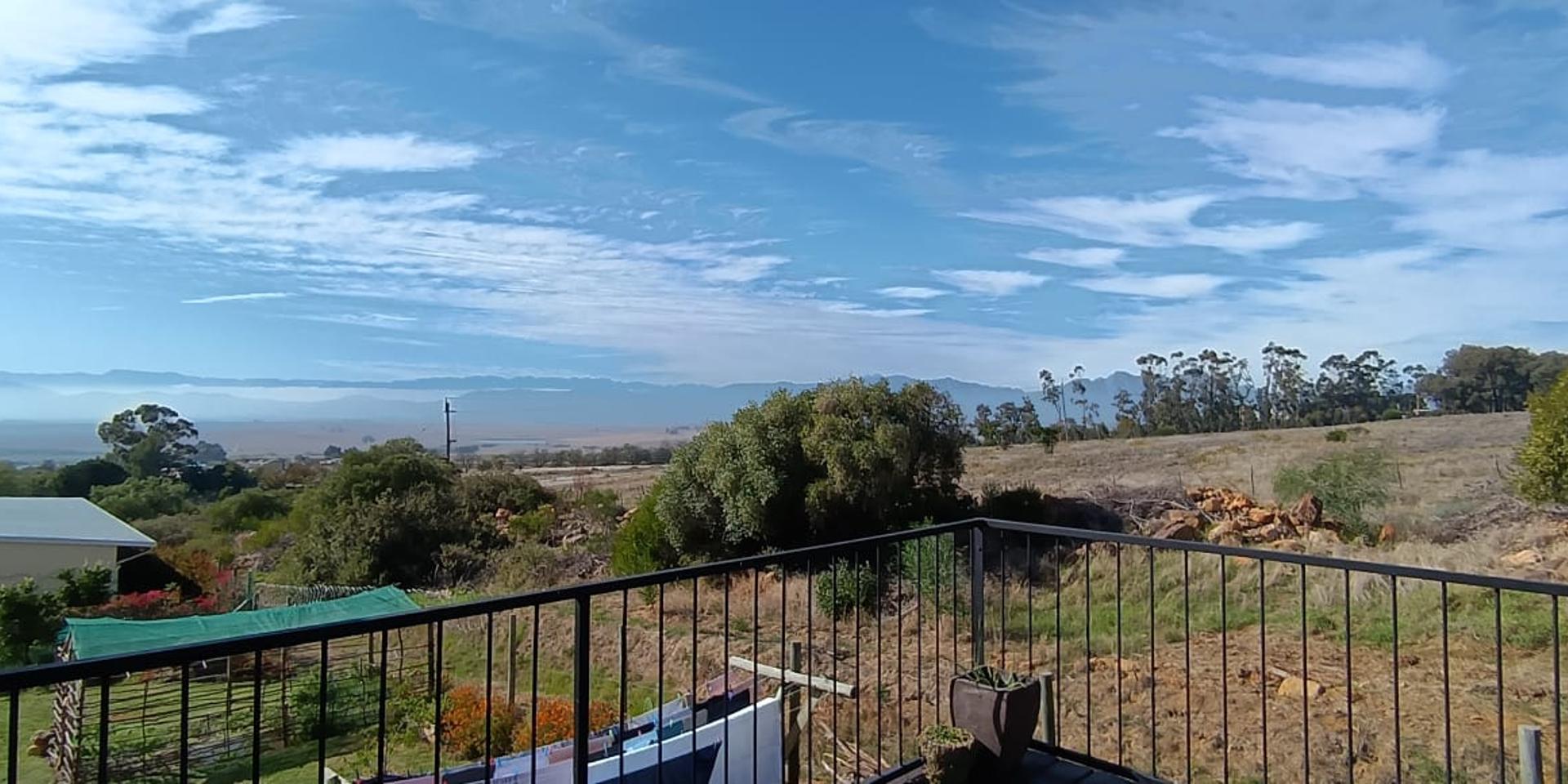 Image 2 of 6