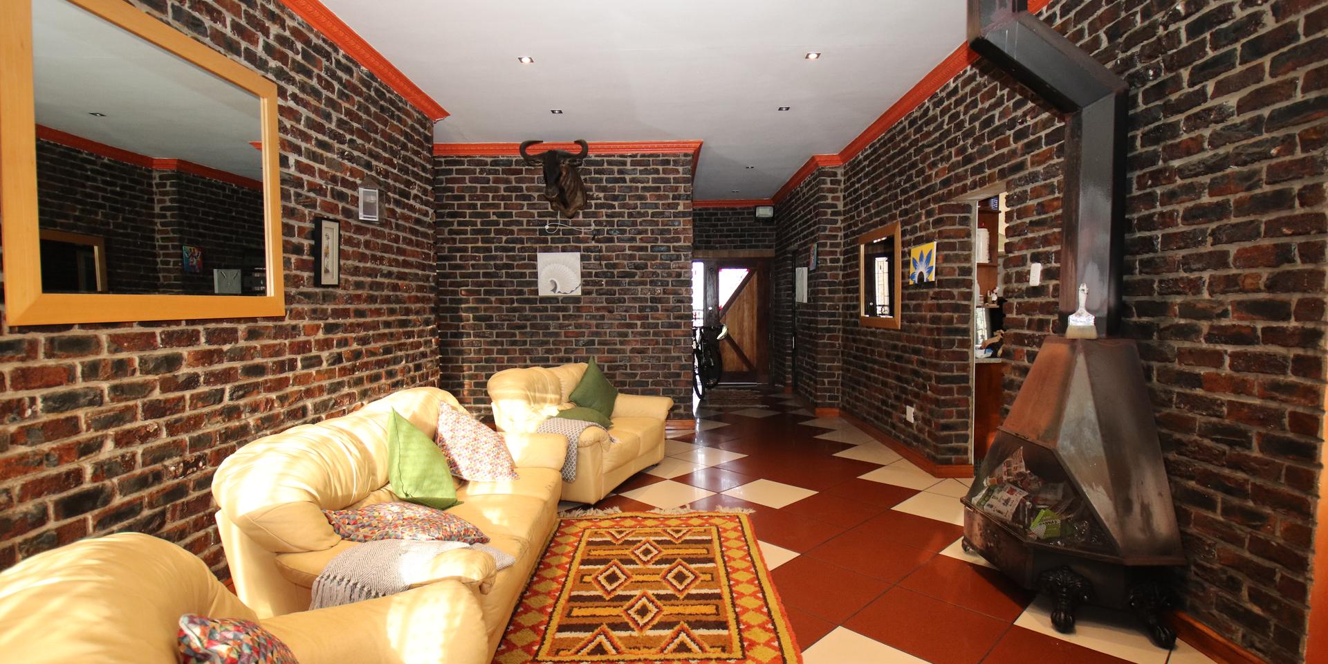 Image 4 of 6