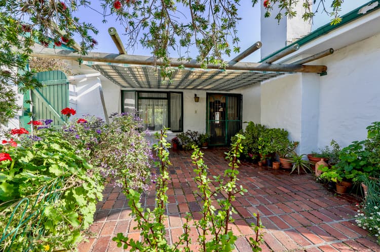 Main property image