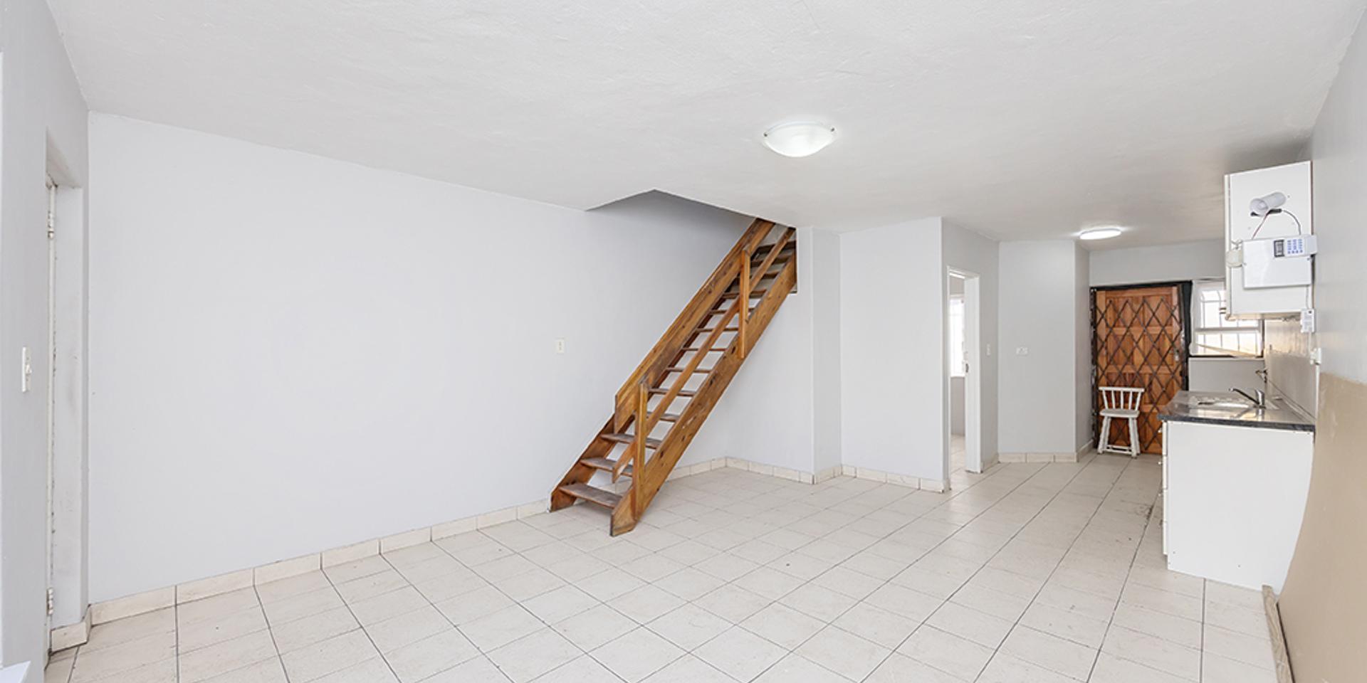 Image 2 of 6