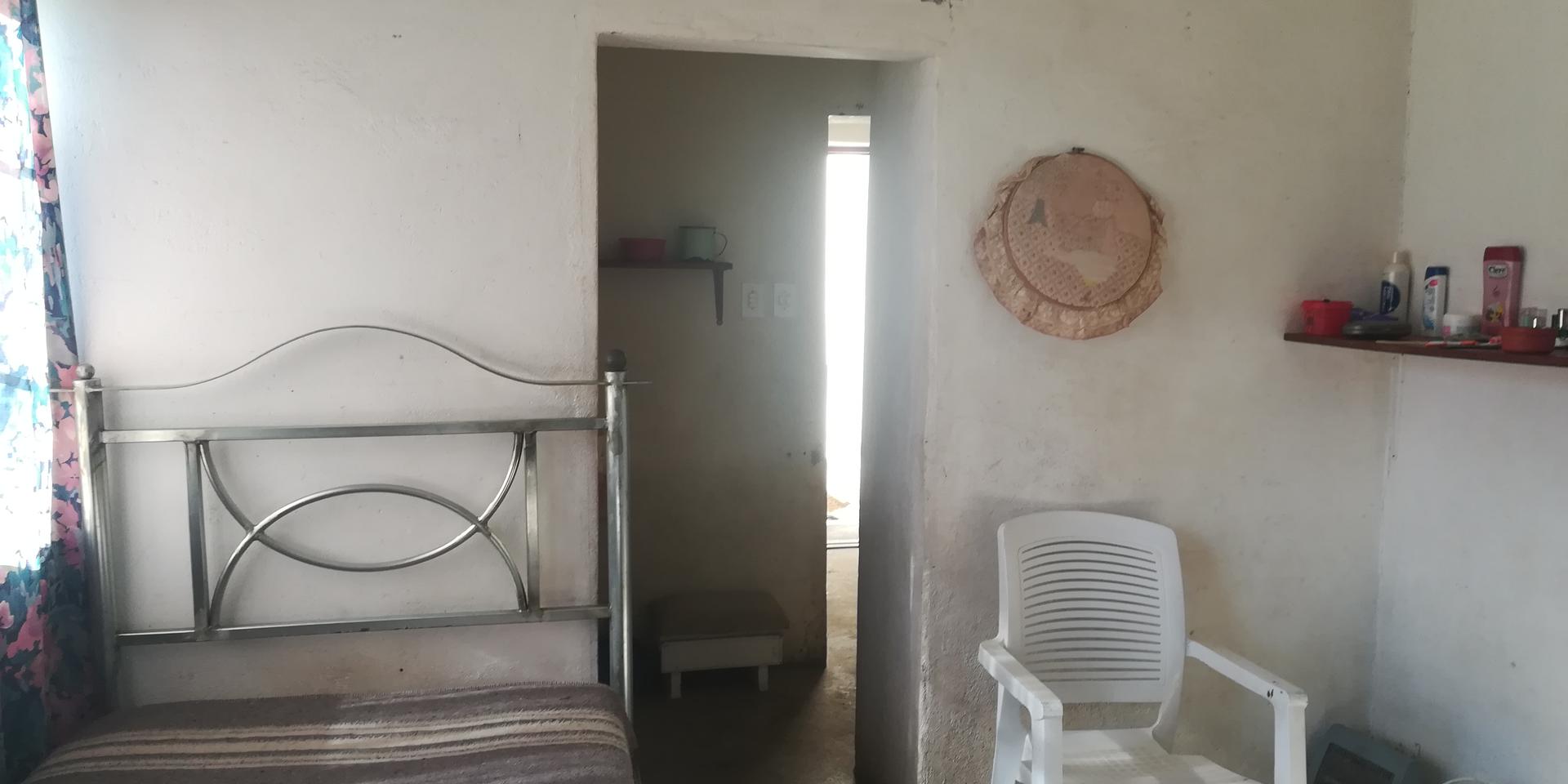 Image 2 of 6