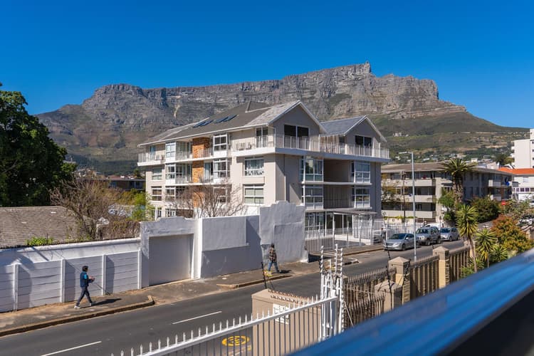 Main property image
