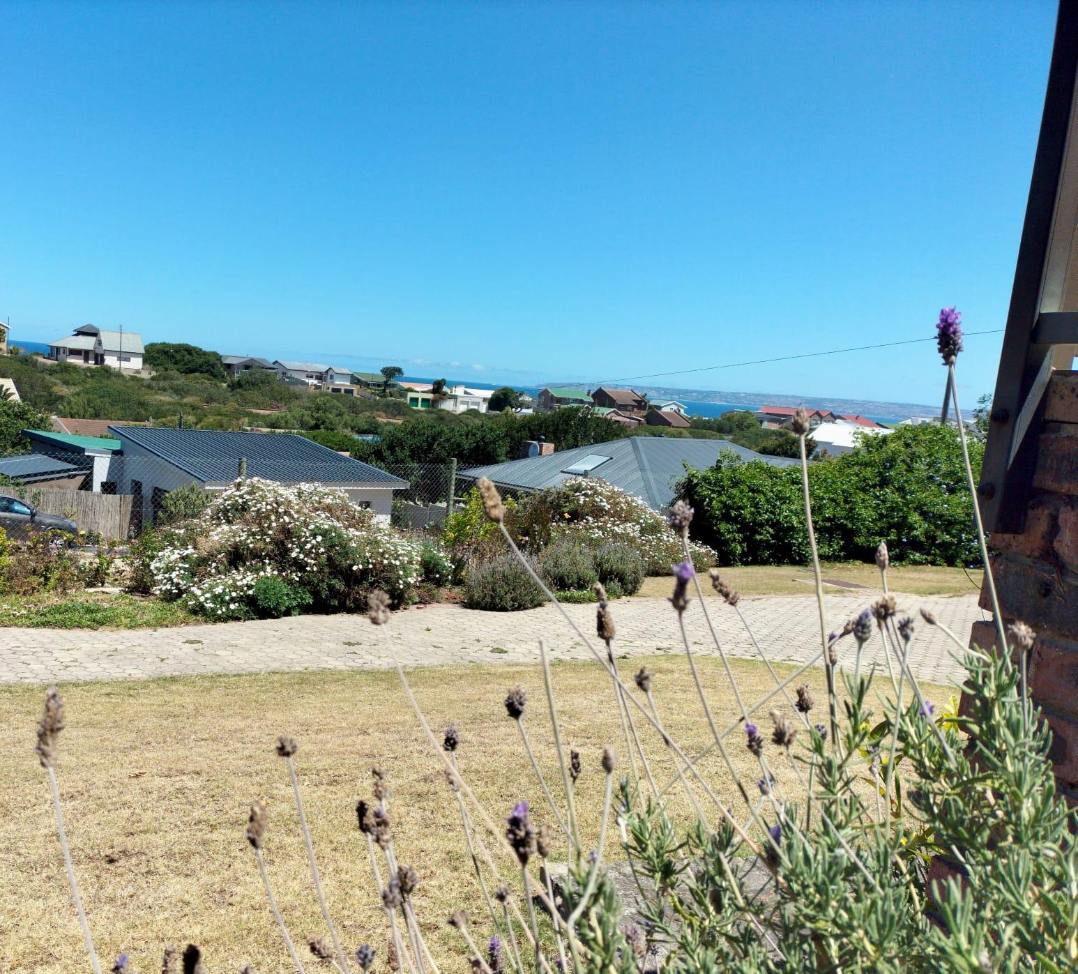 Image 4 of 6