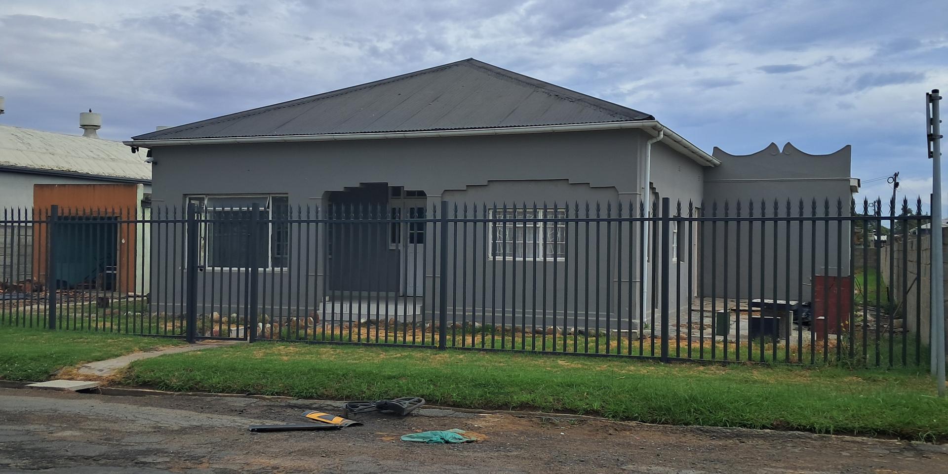 Image 1 of 6