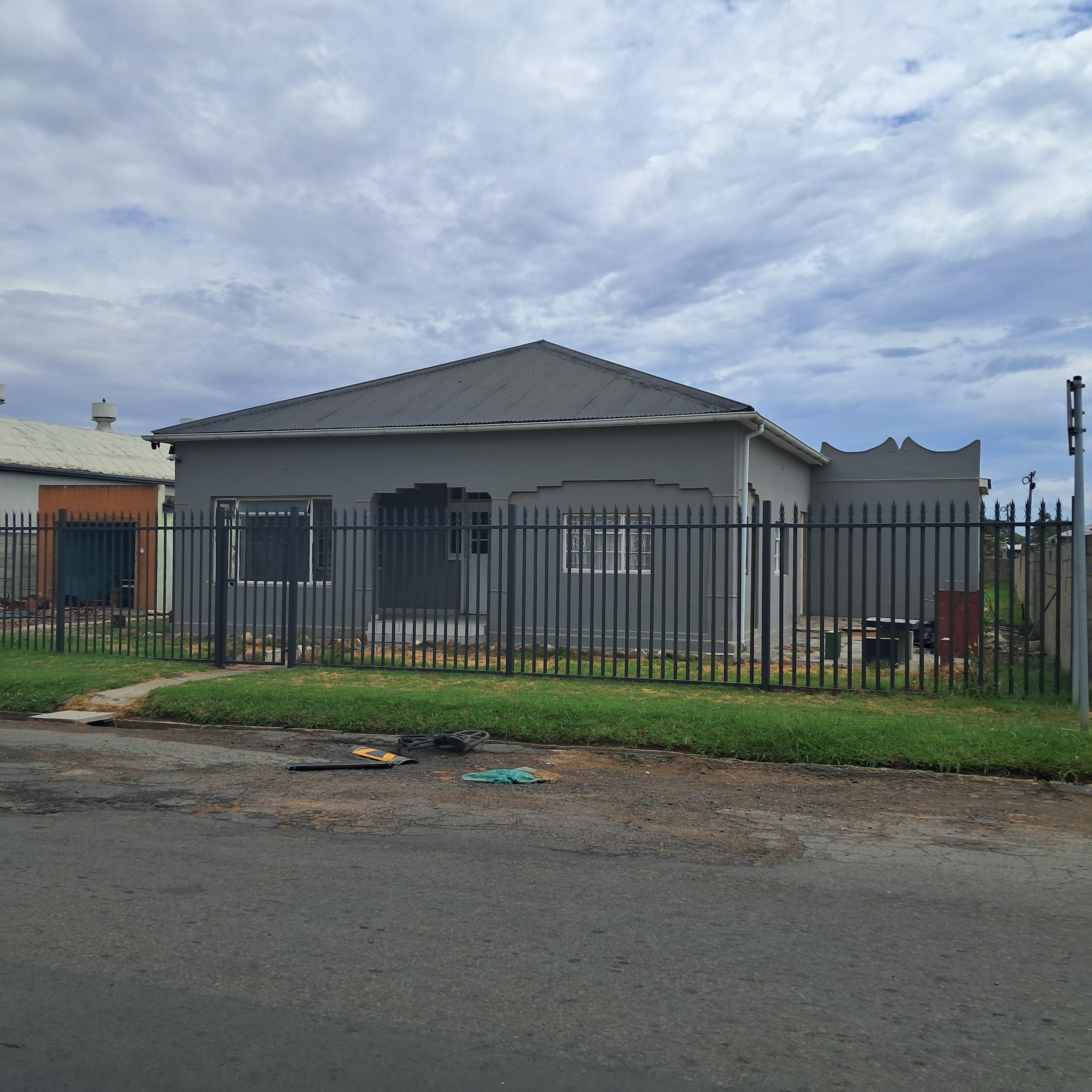 Image 1 of 6