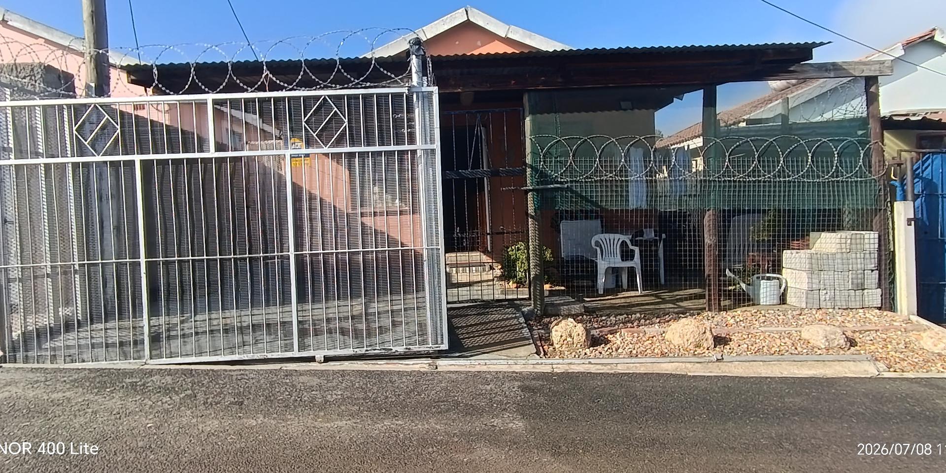 Image 1 of 6