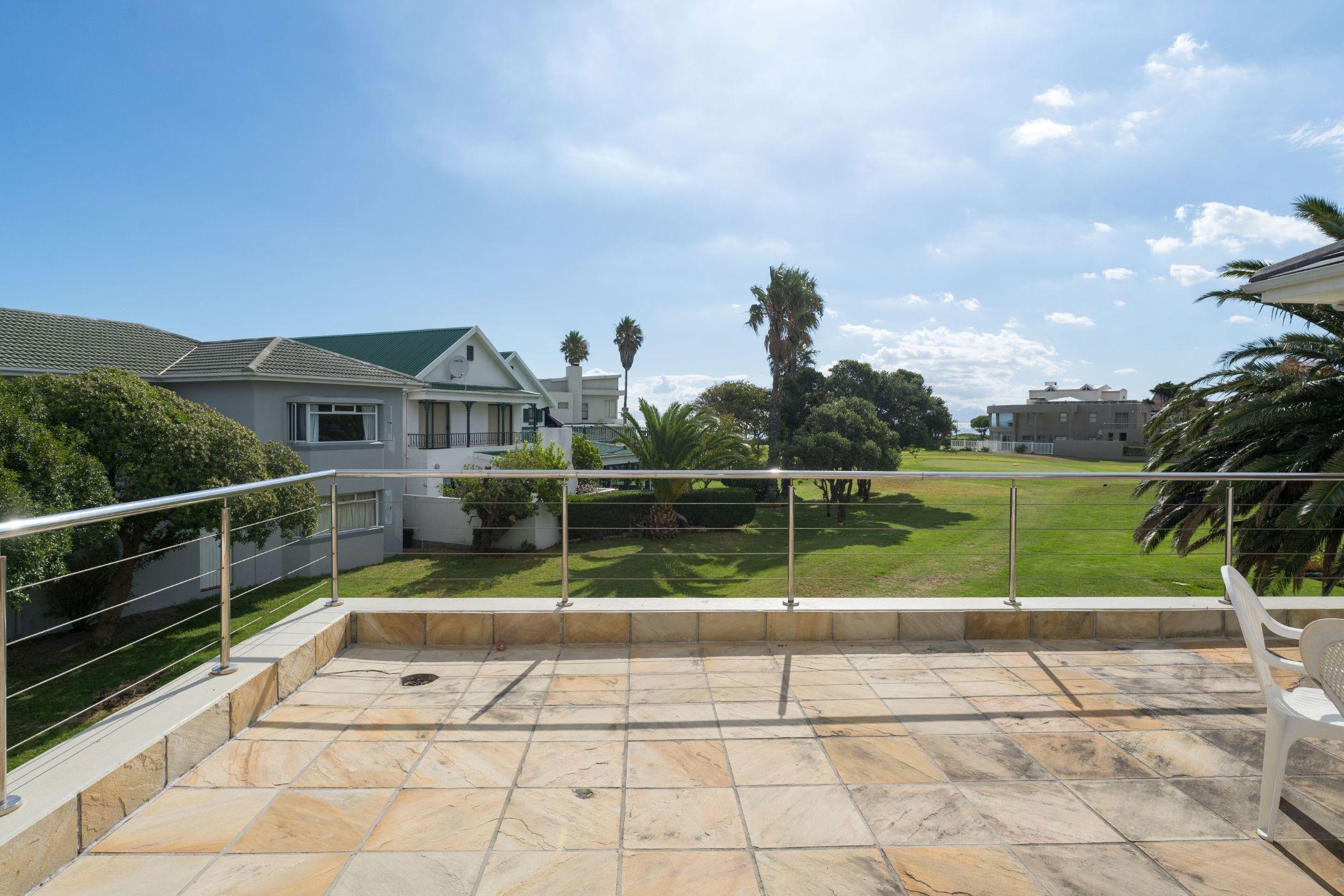 Image 4 of 6