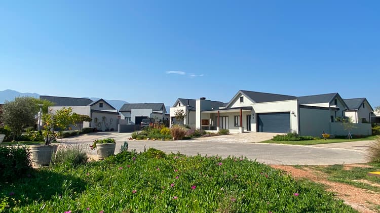 Main property image