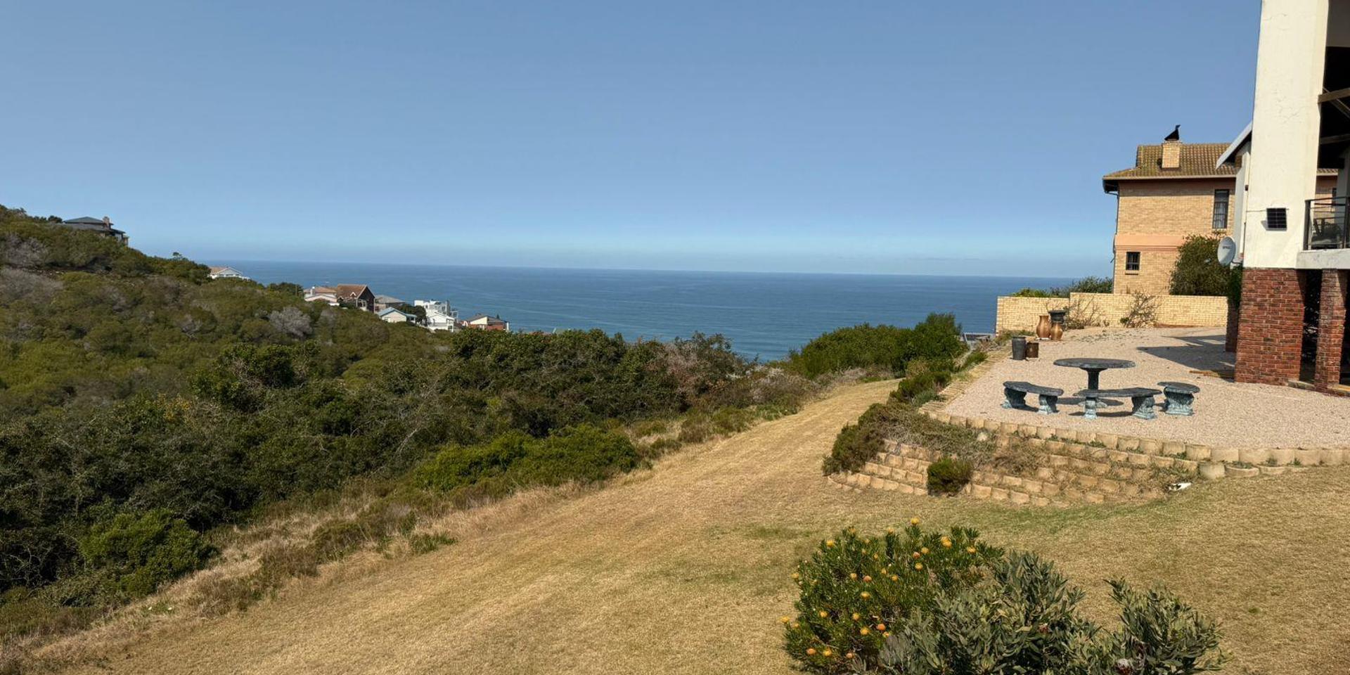 Image 4 of 6