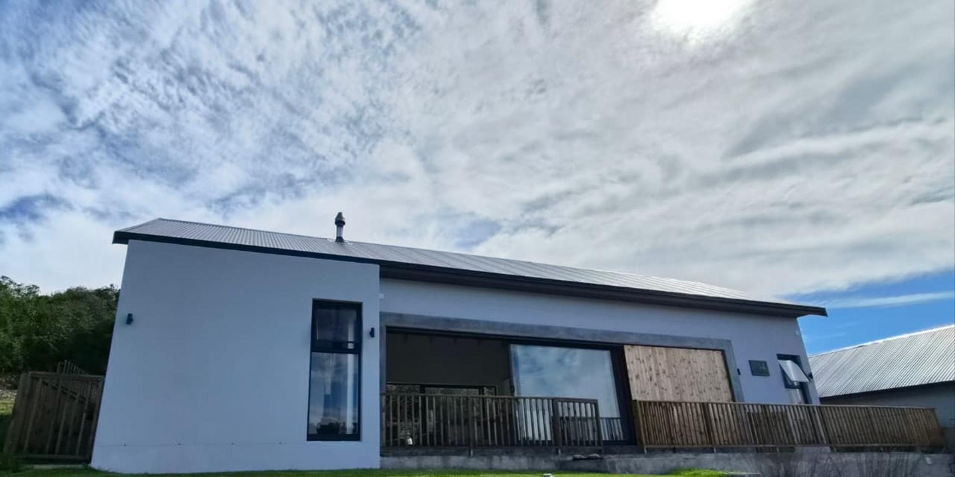Image 2 of 6