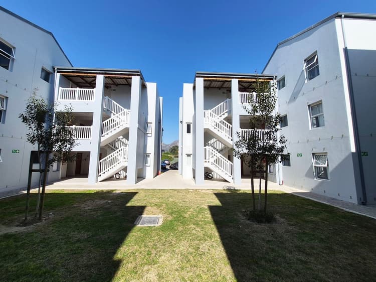 Main property image