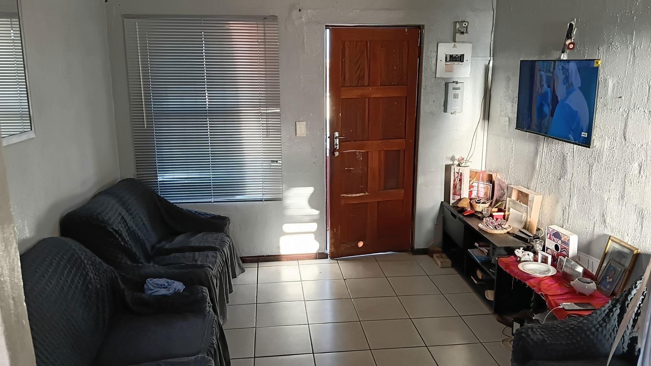 Image 5 of 6