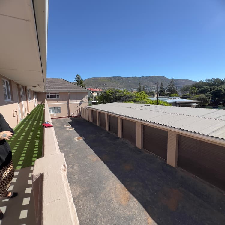 Main property image