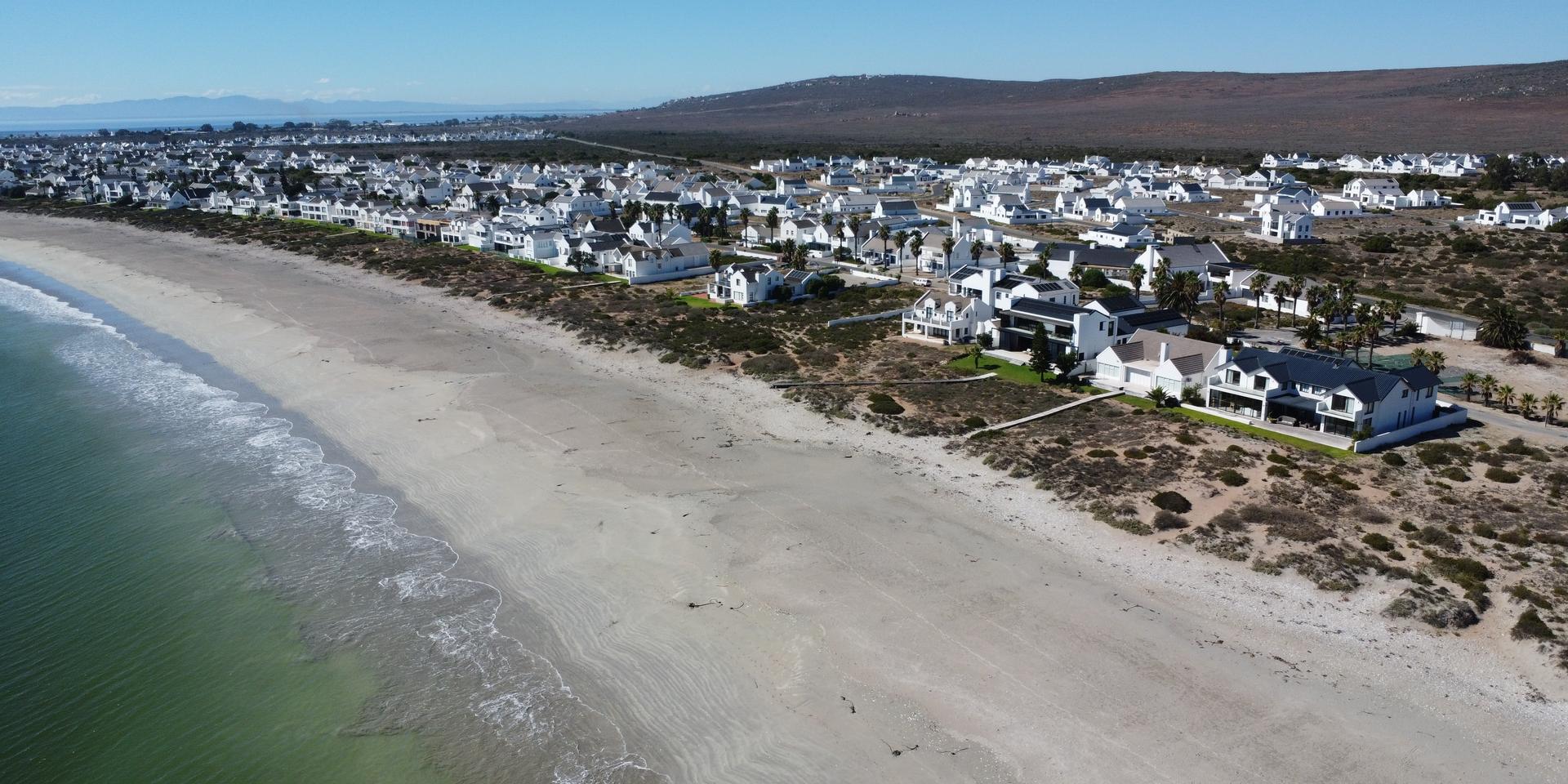 Image 3 of 6