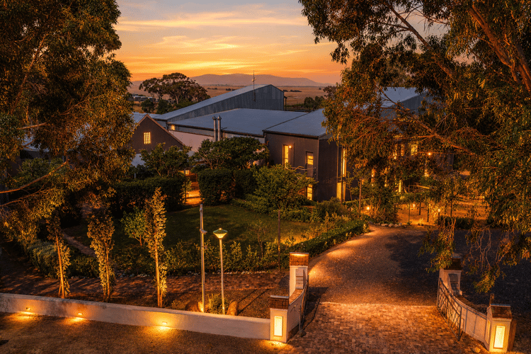 Main property image