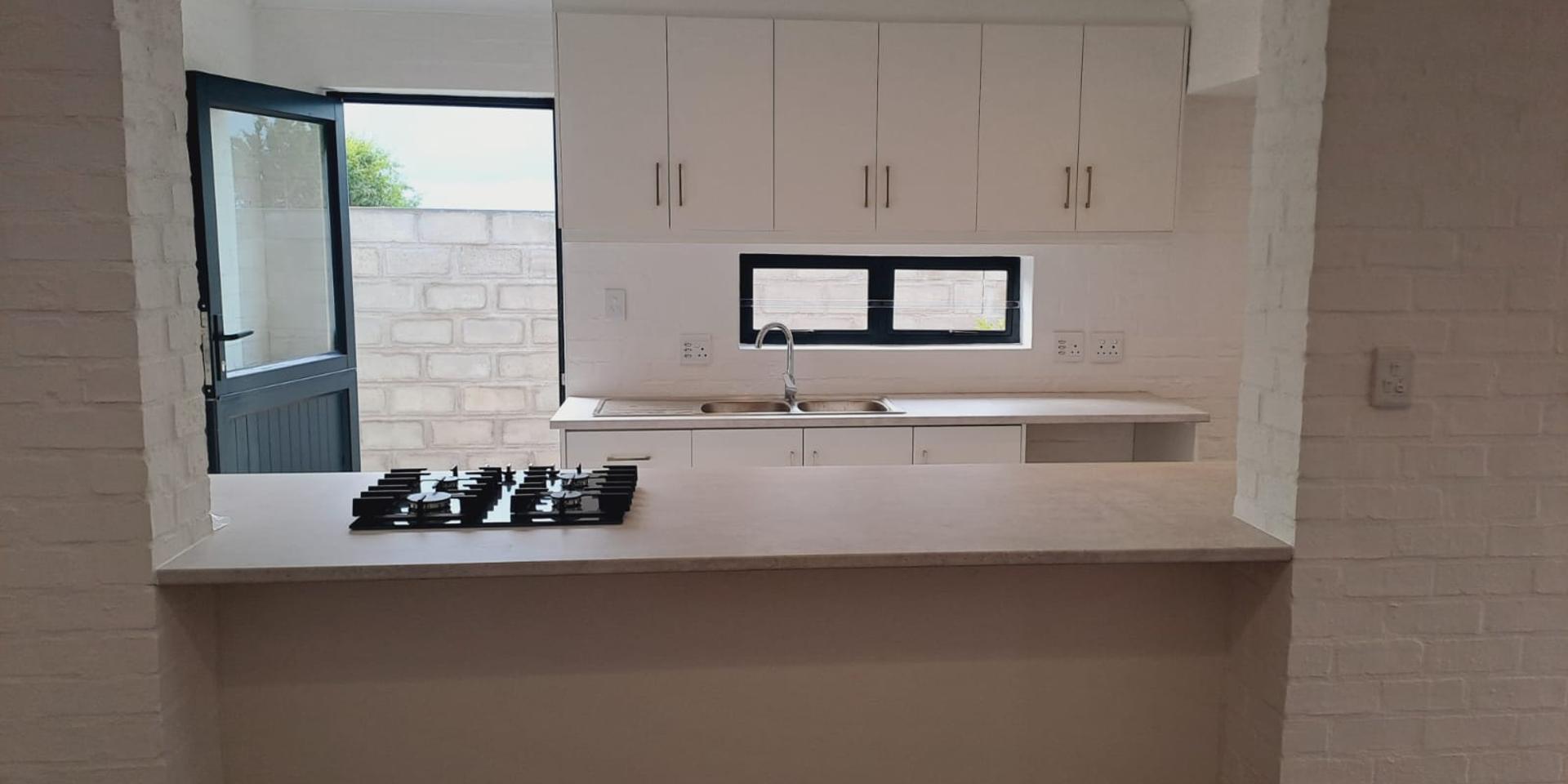 Image 5 of 6
