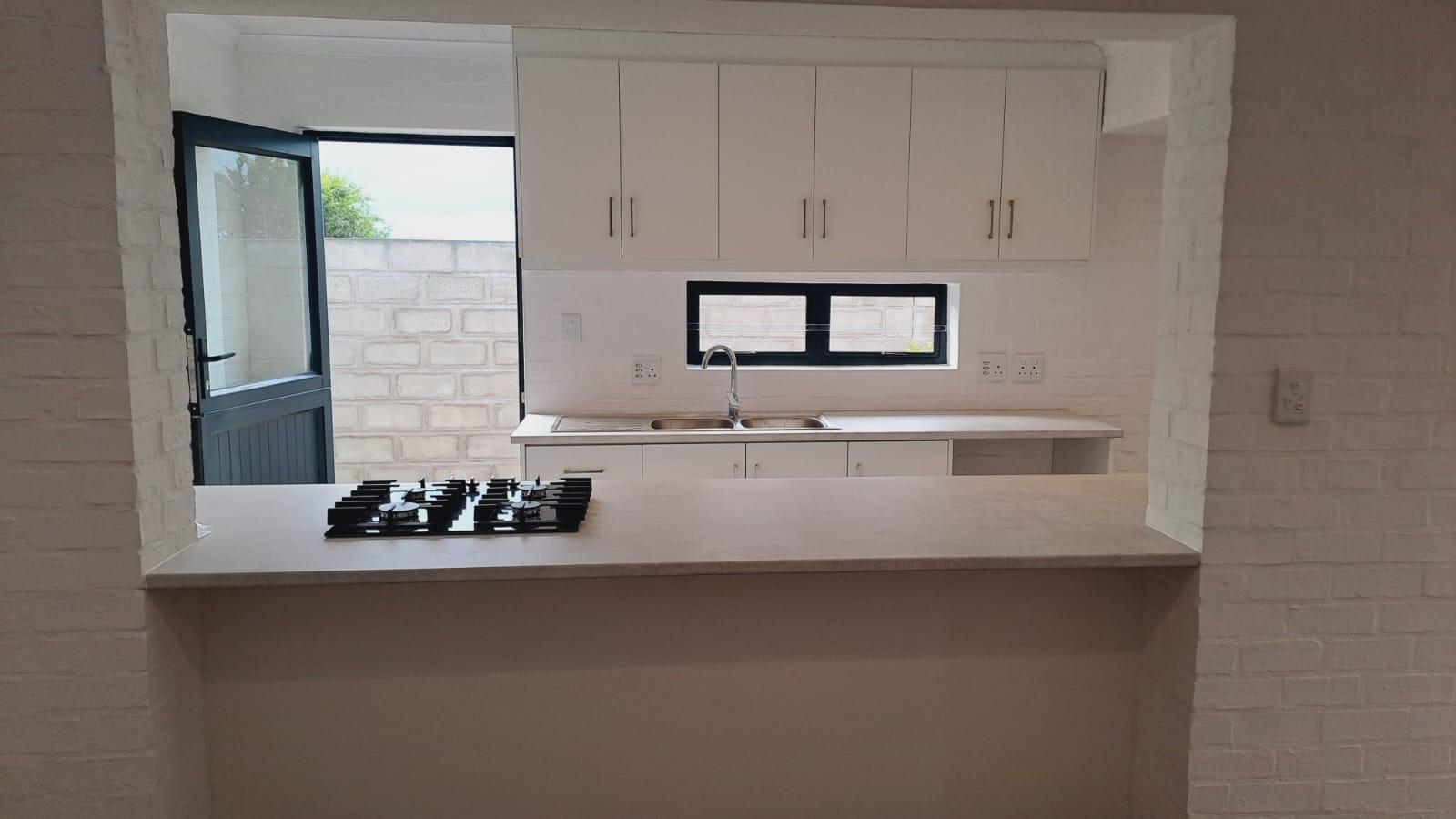 Image 5 of 6