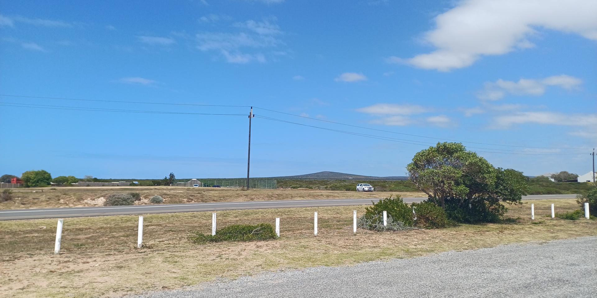 Image 4 of 6