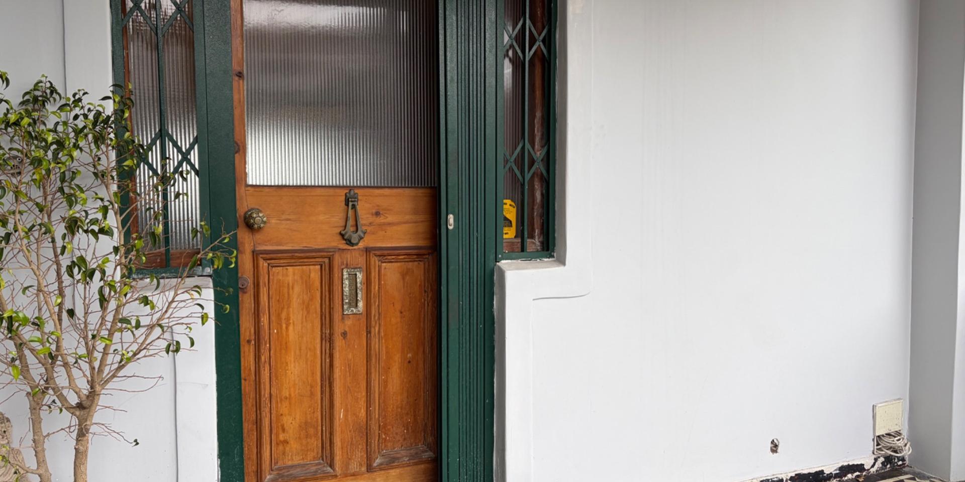 Image 2 of 6