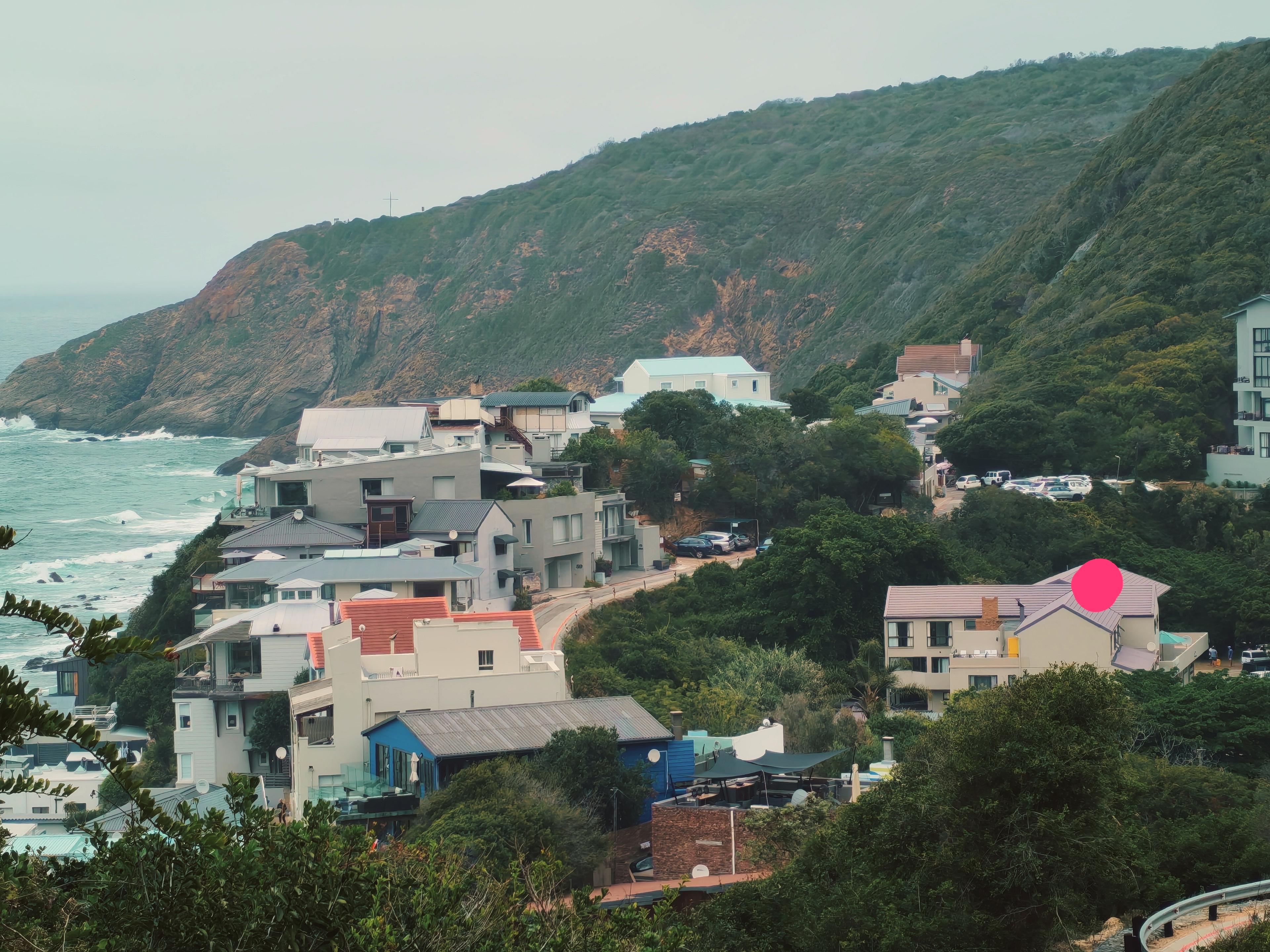 Image 2 of 6