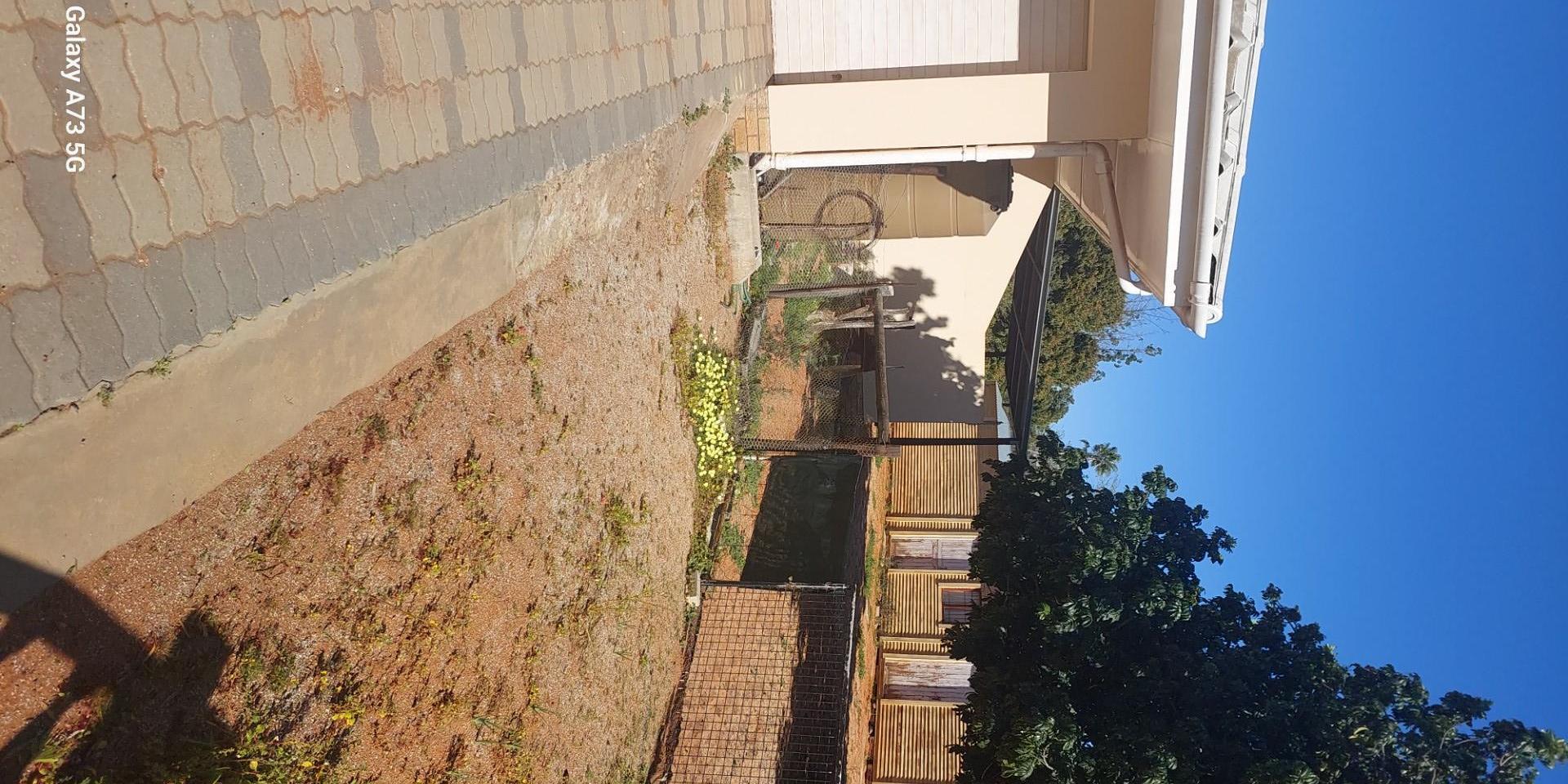 Image 2 of 6
