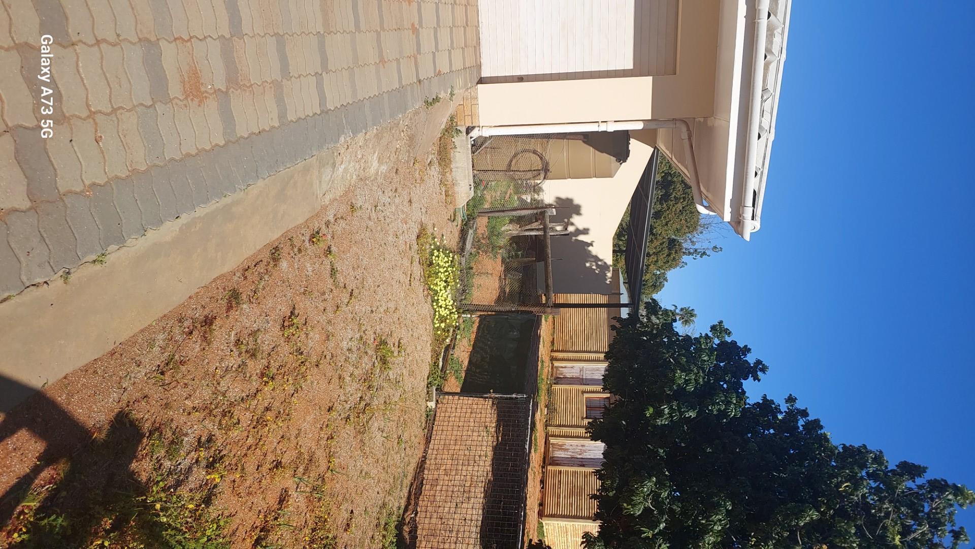Image 2 of 6
