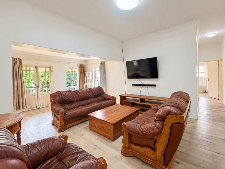 Main property image