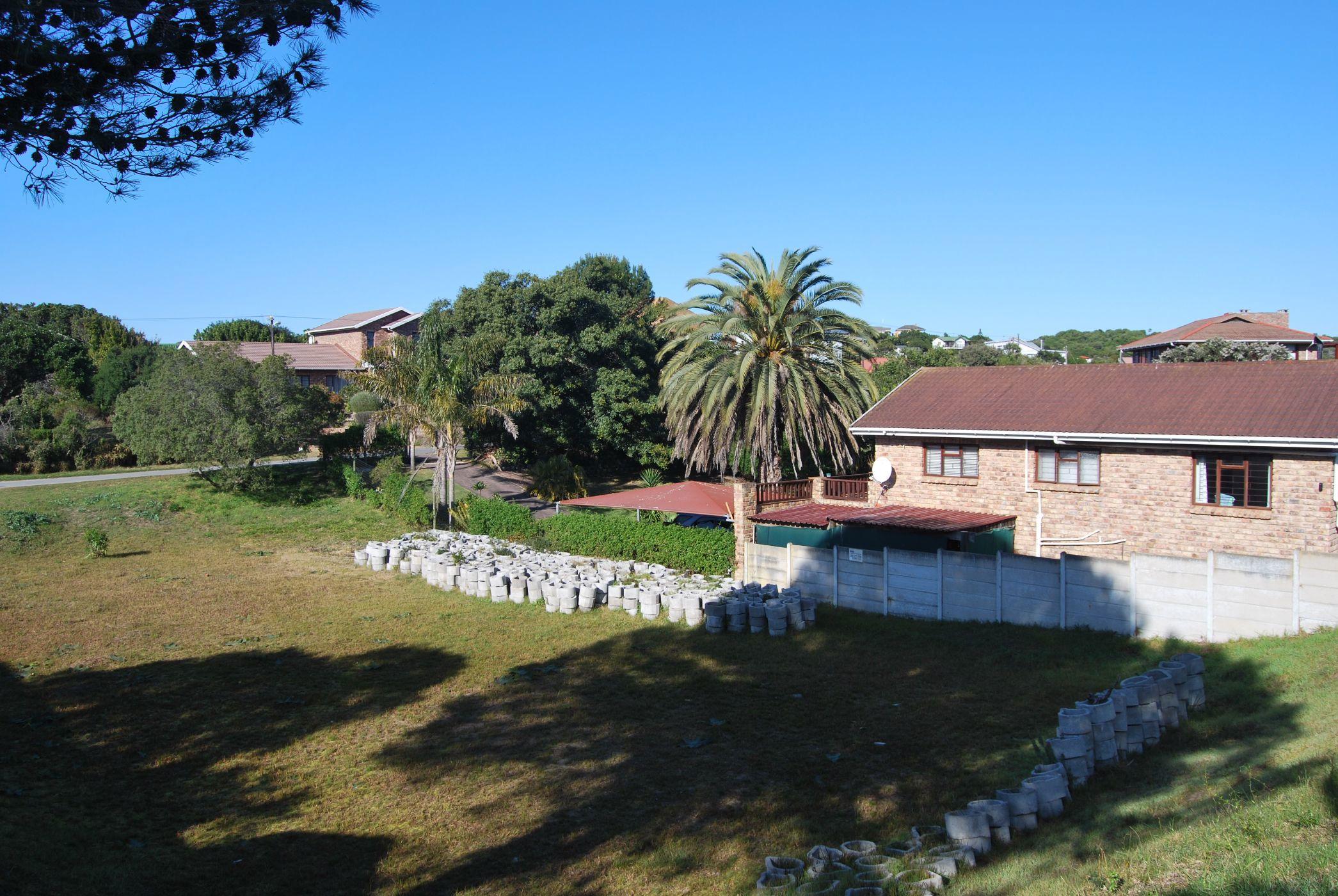Image 4 of 6