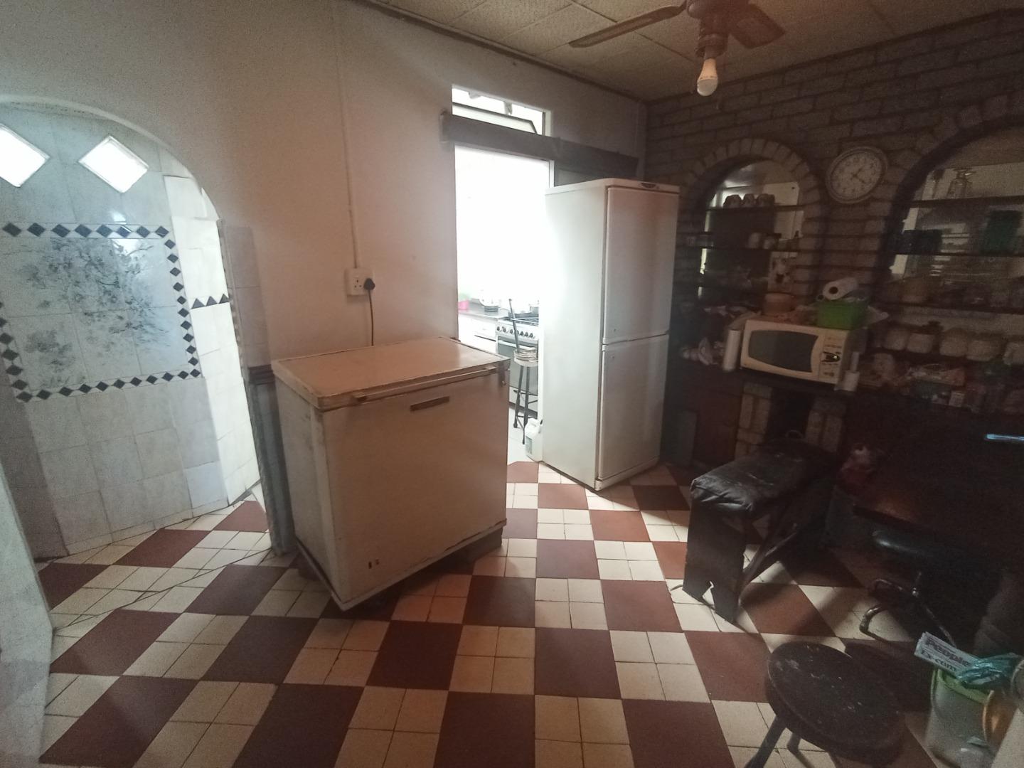 Image 9