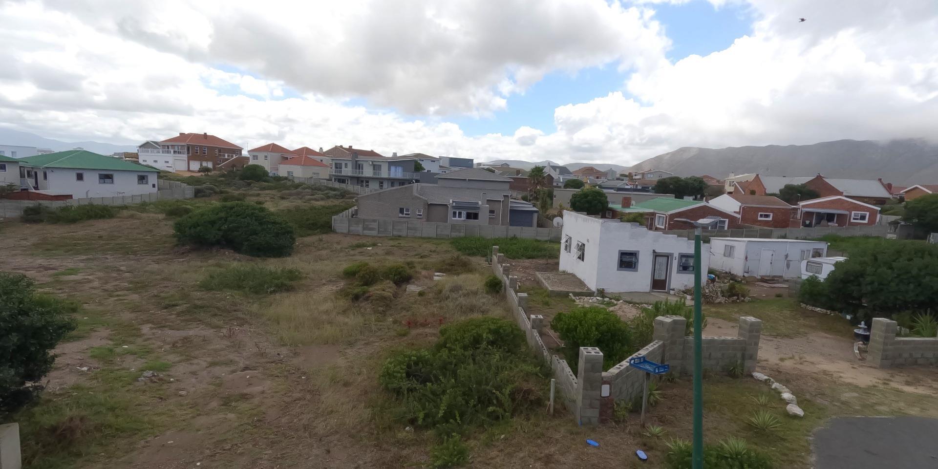 Image 4 of 6