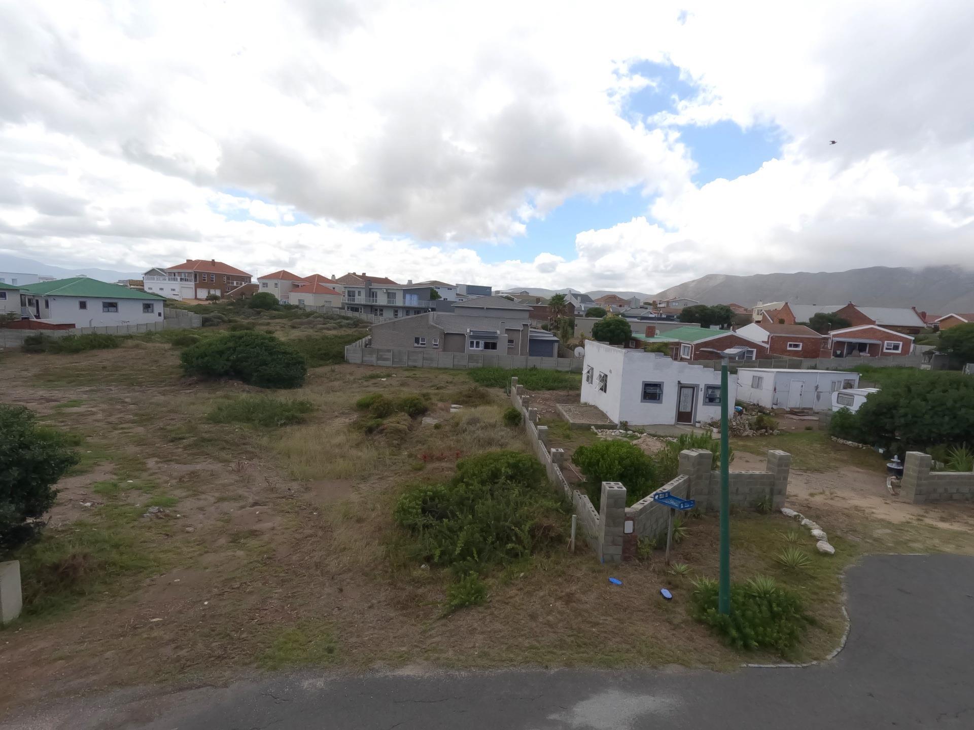 Image 4 of 6