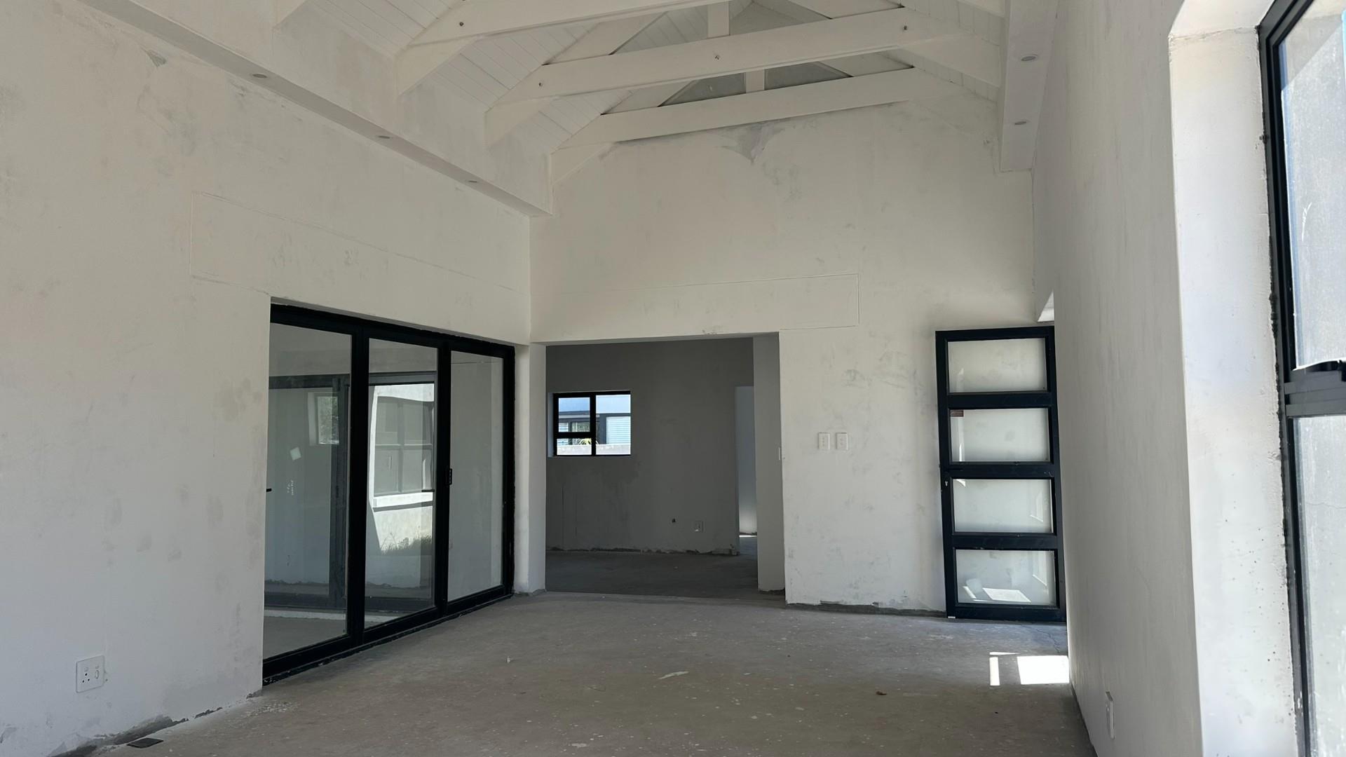 Image 4 of 6