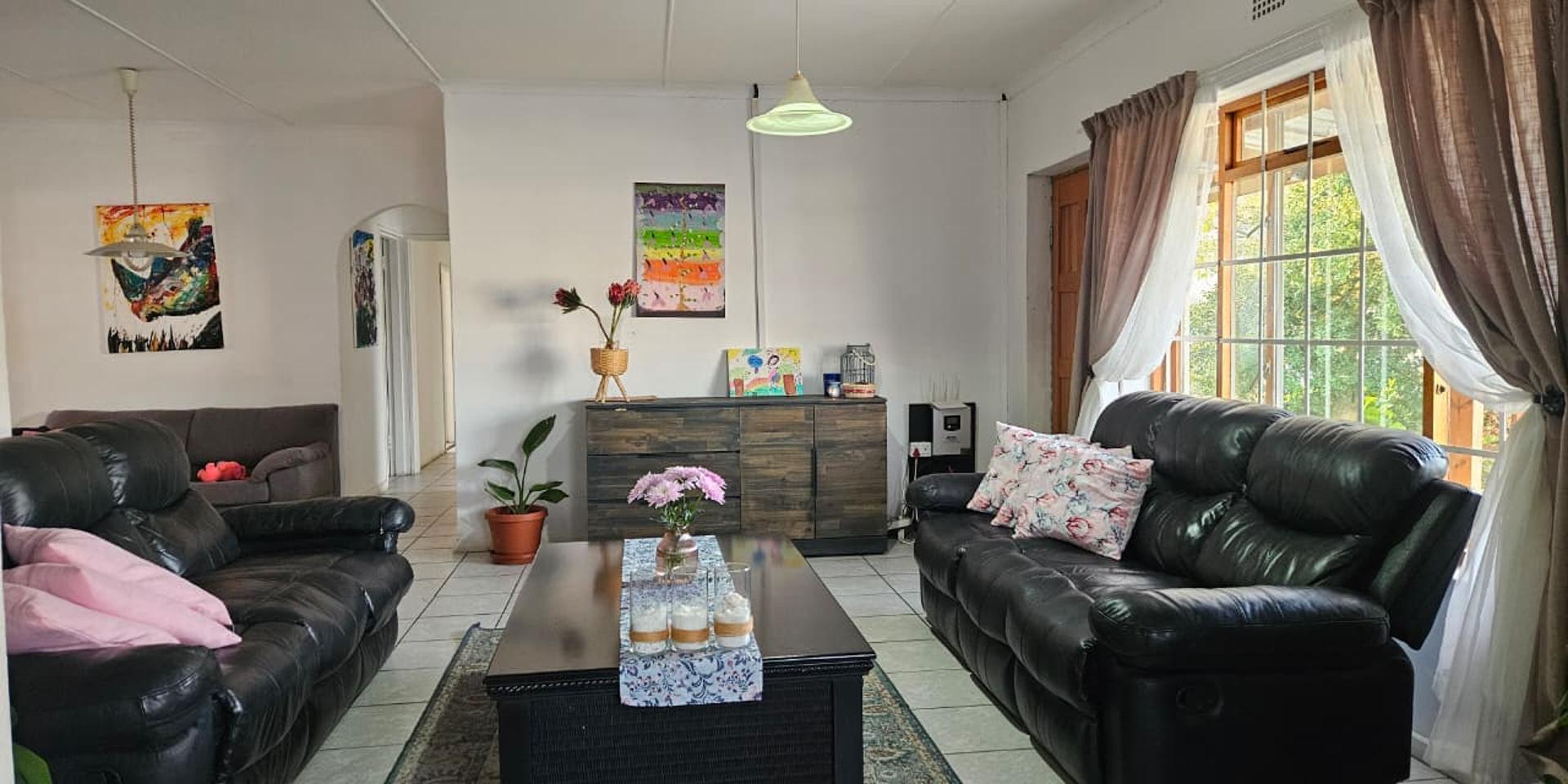 Image 4 of 6