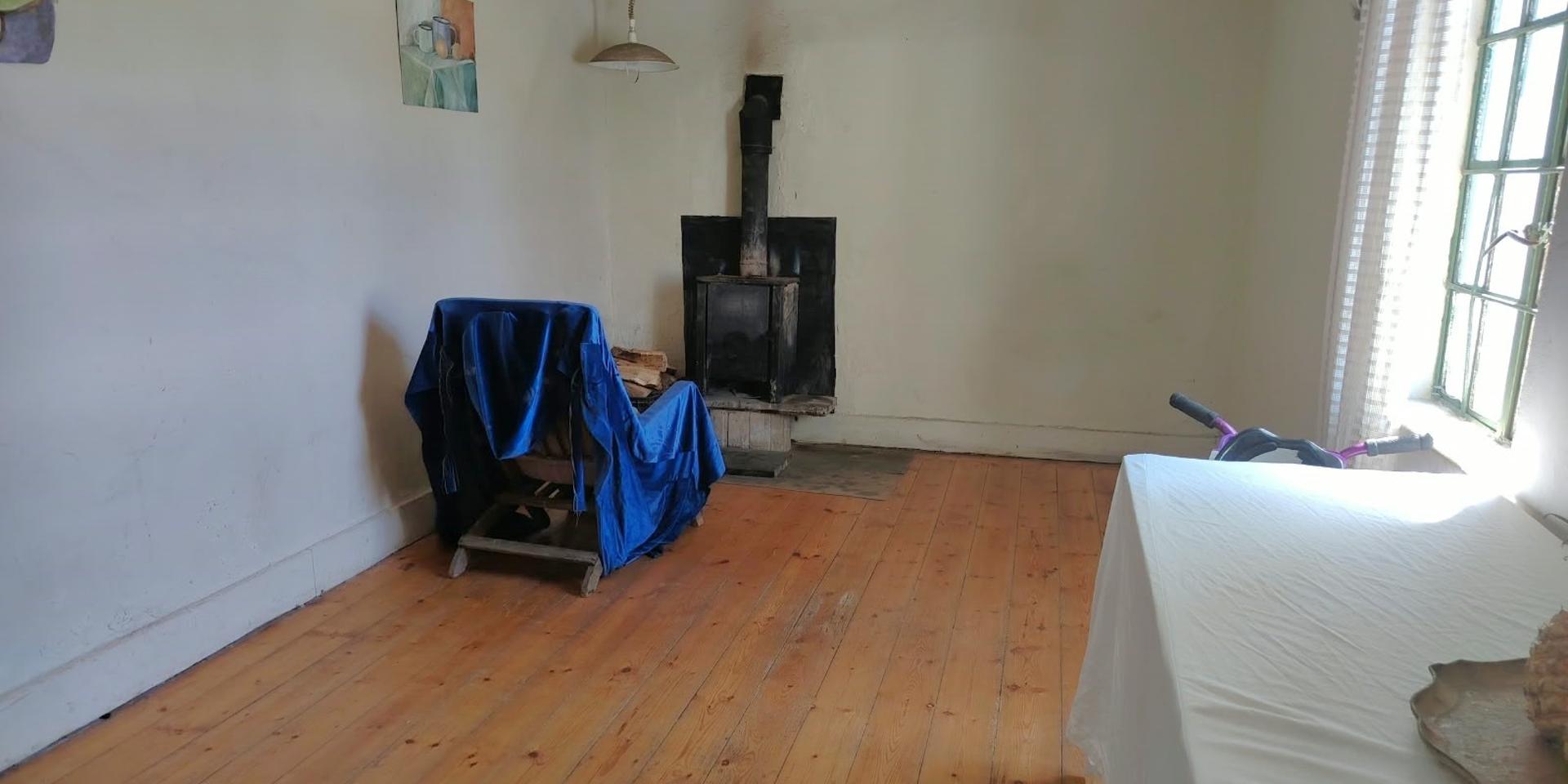 Image 4 of 6