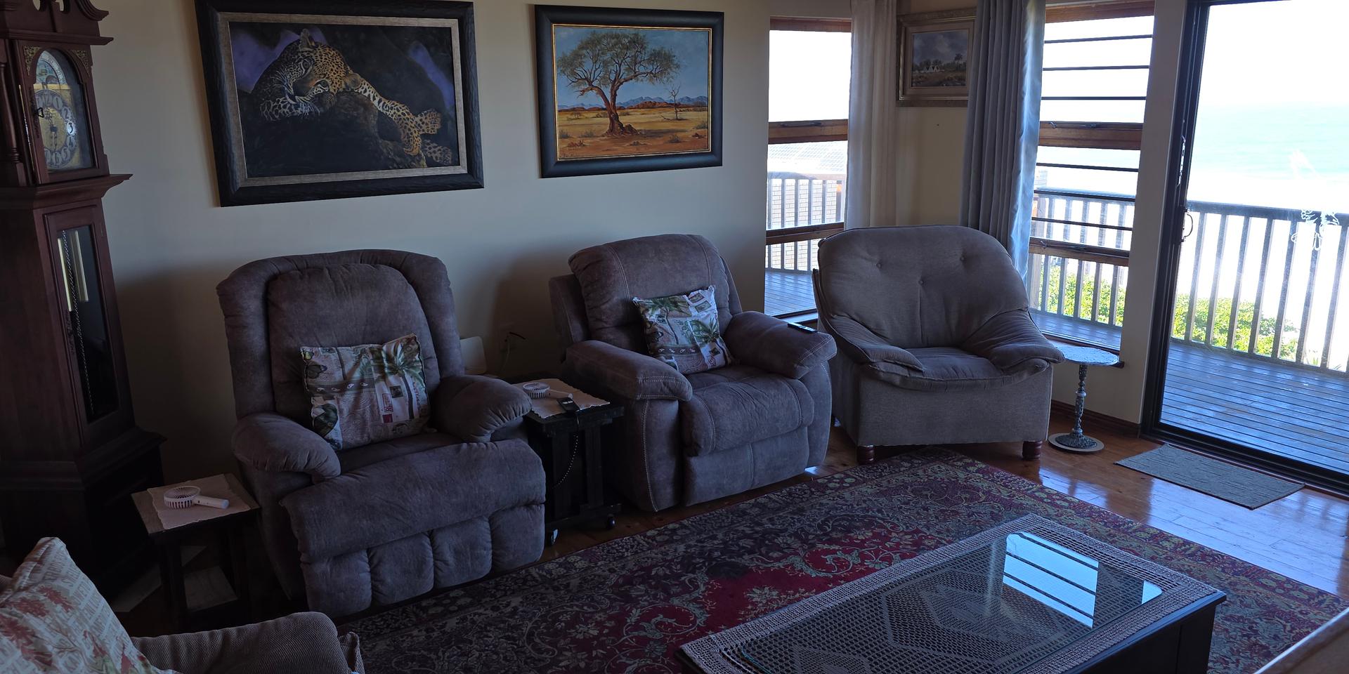 Image 4 of 6