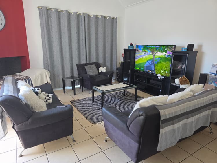Main property image