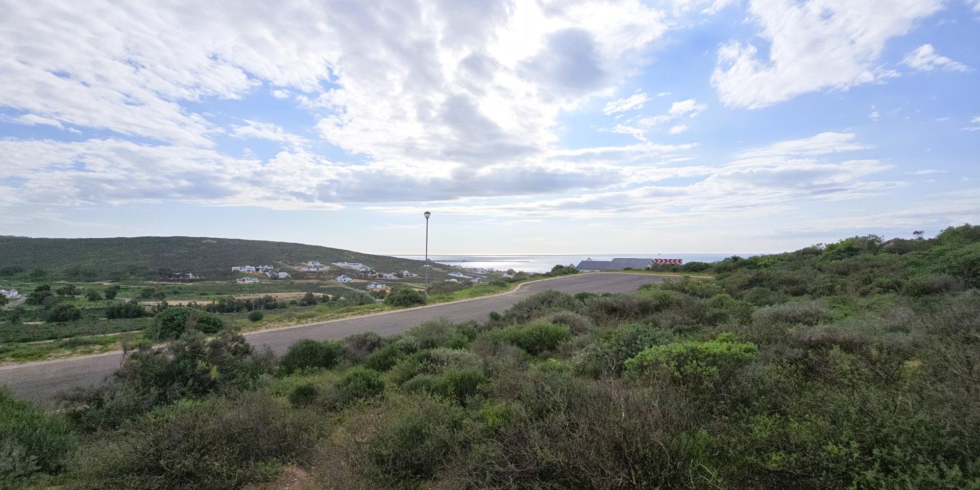 Image 2 of 6