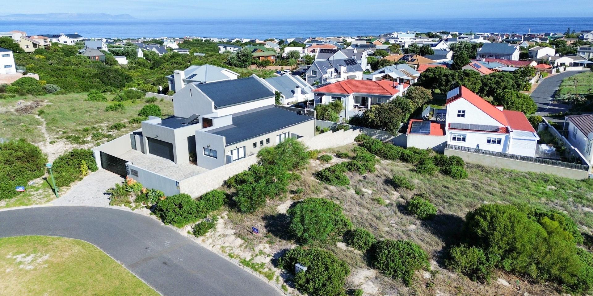 Image 4 of 6