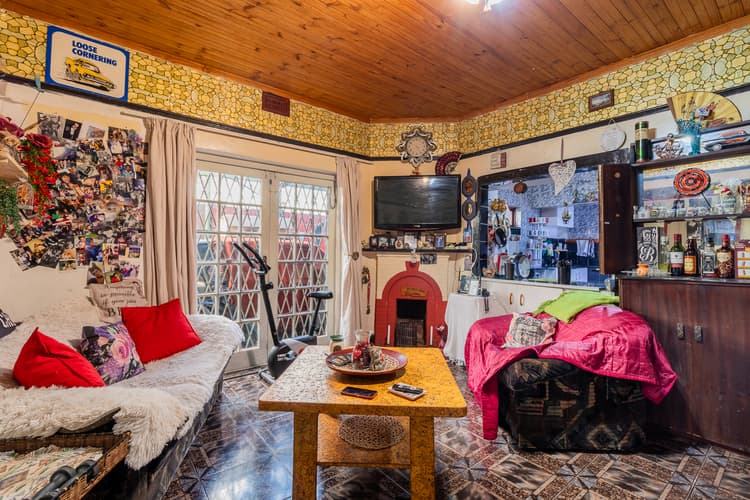 Main property image