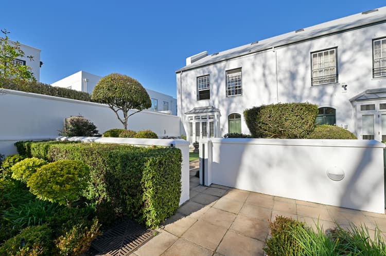 Main property image
