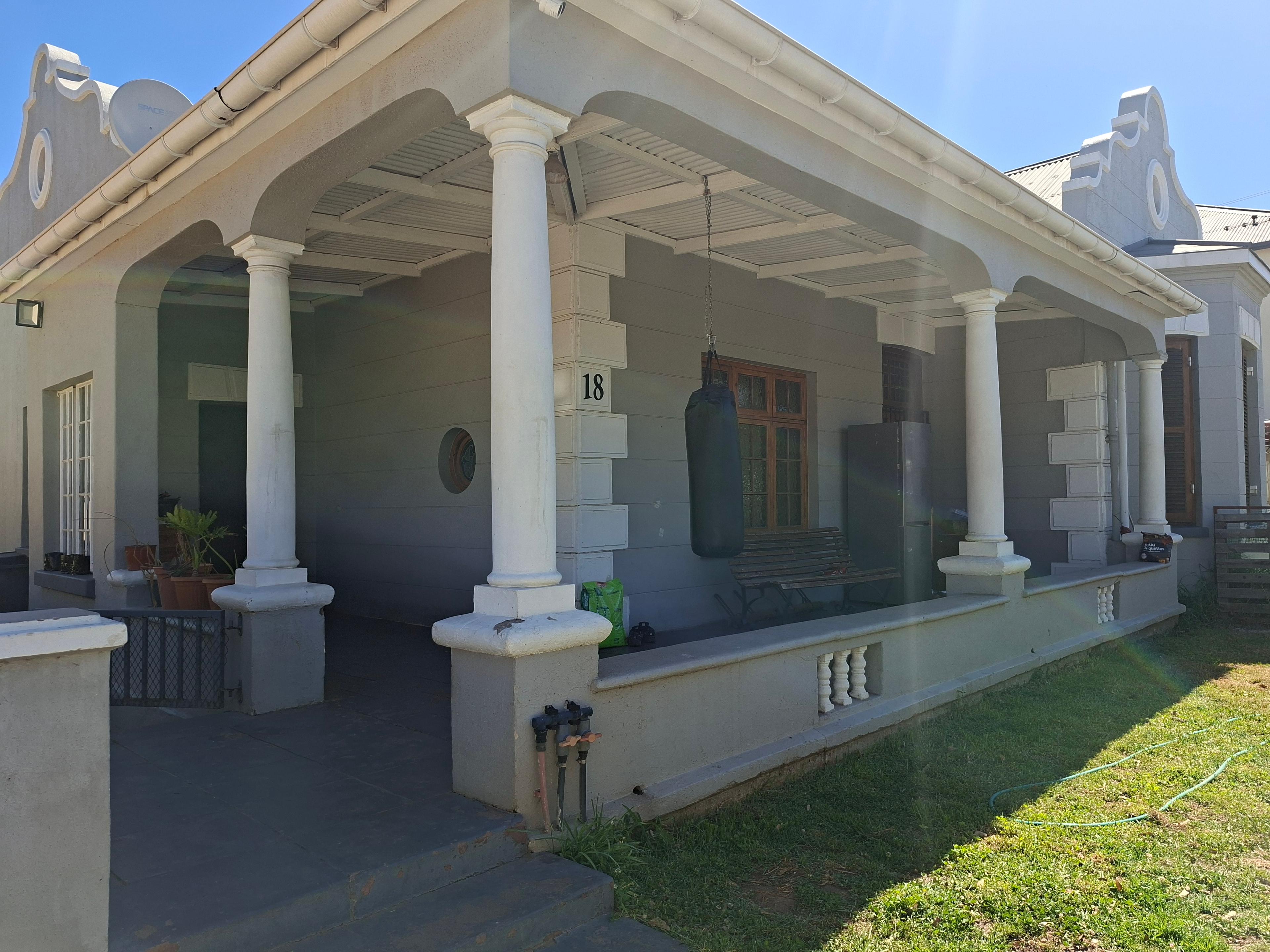 Image 1 of 6