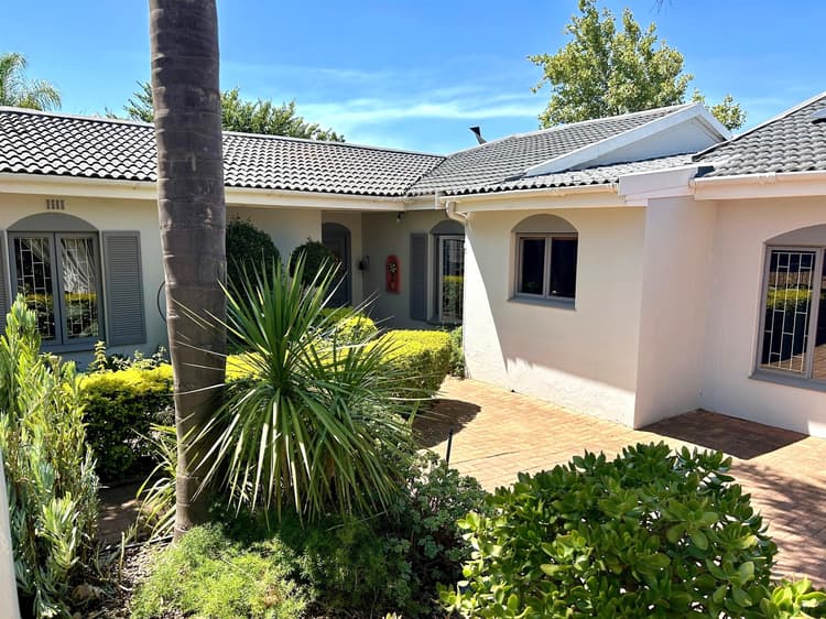 Main property image