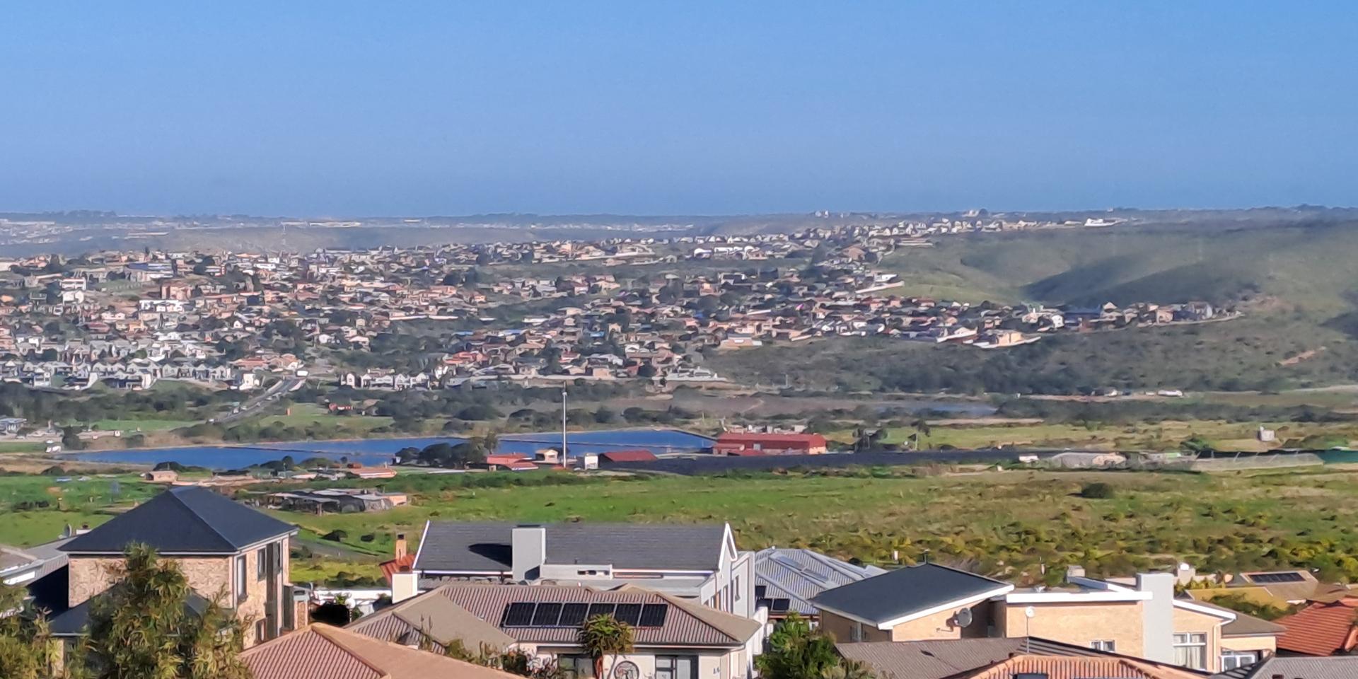 Image 4 of 6