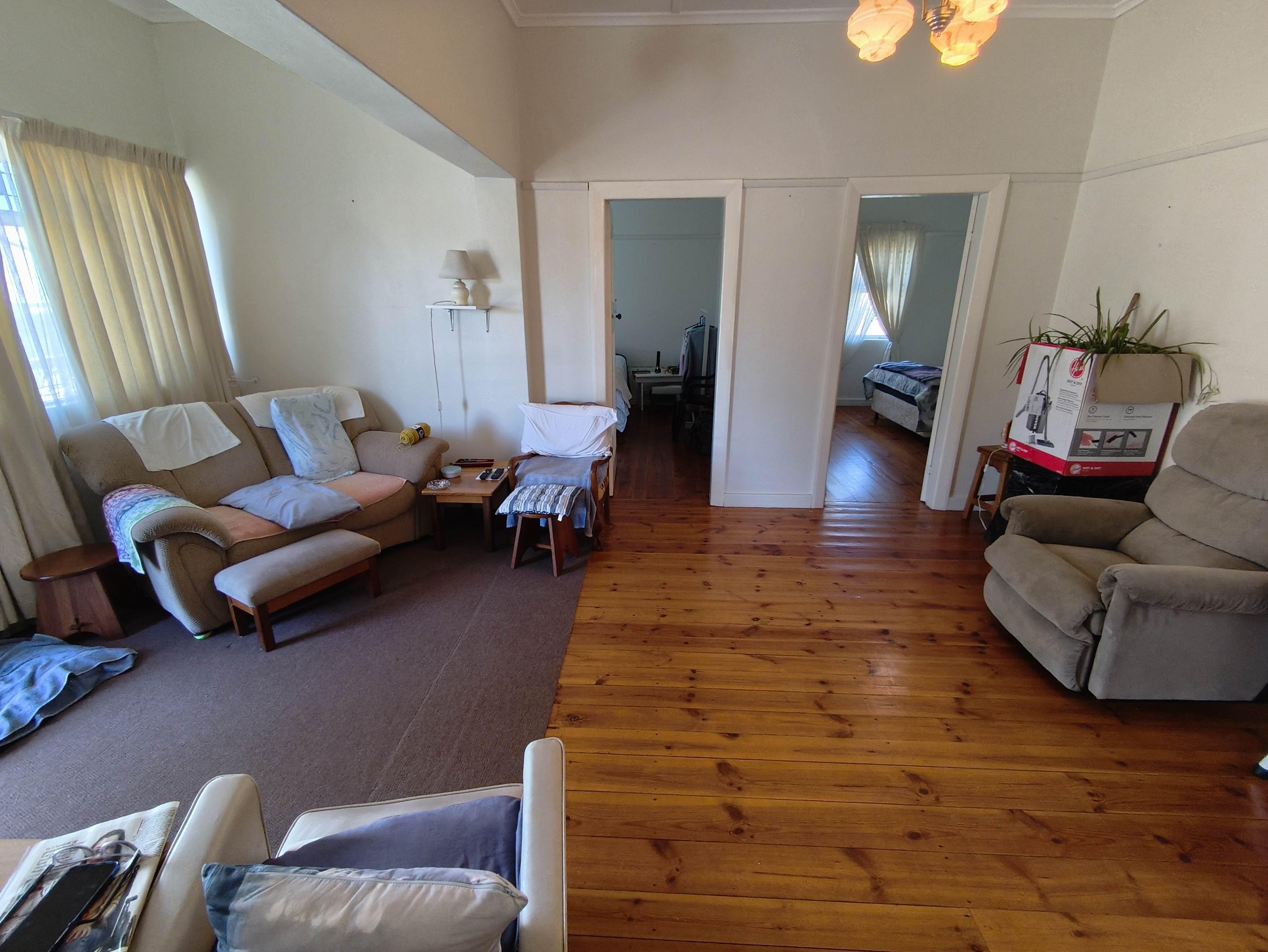 Image 5 of 6
