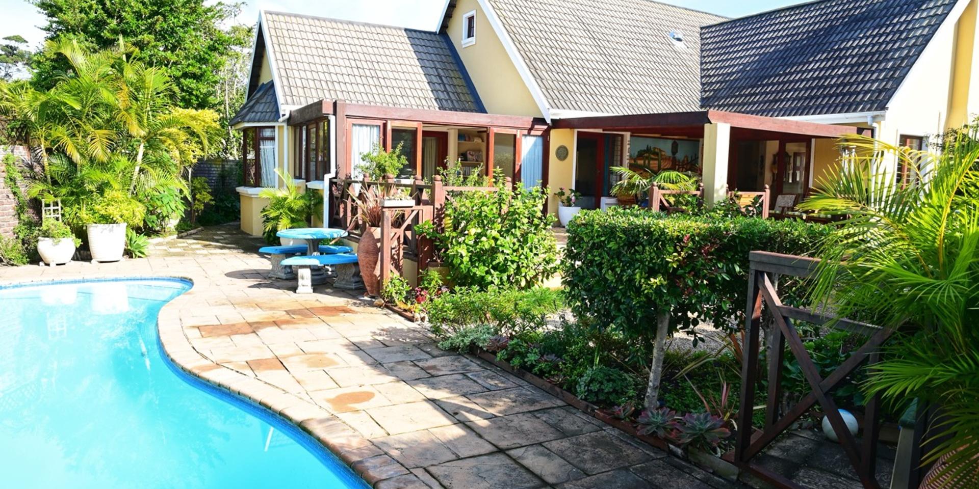 Image 2 of 6