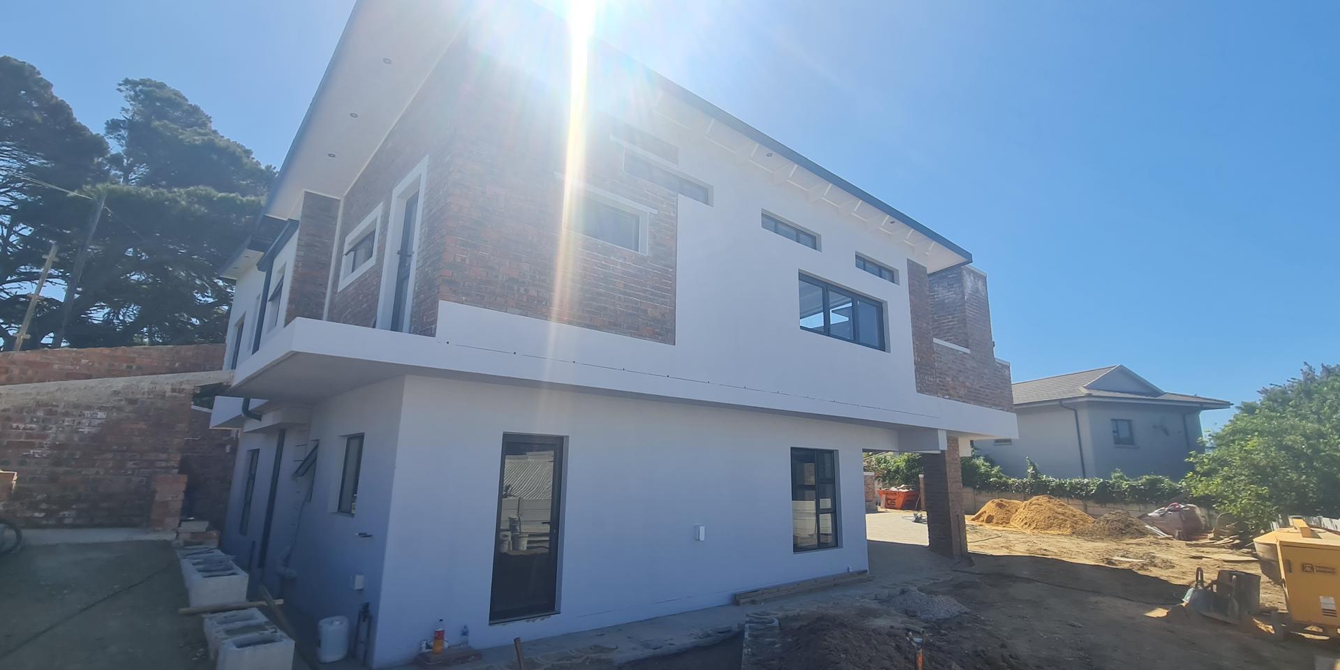 Image 3 of 6