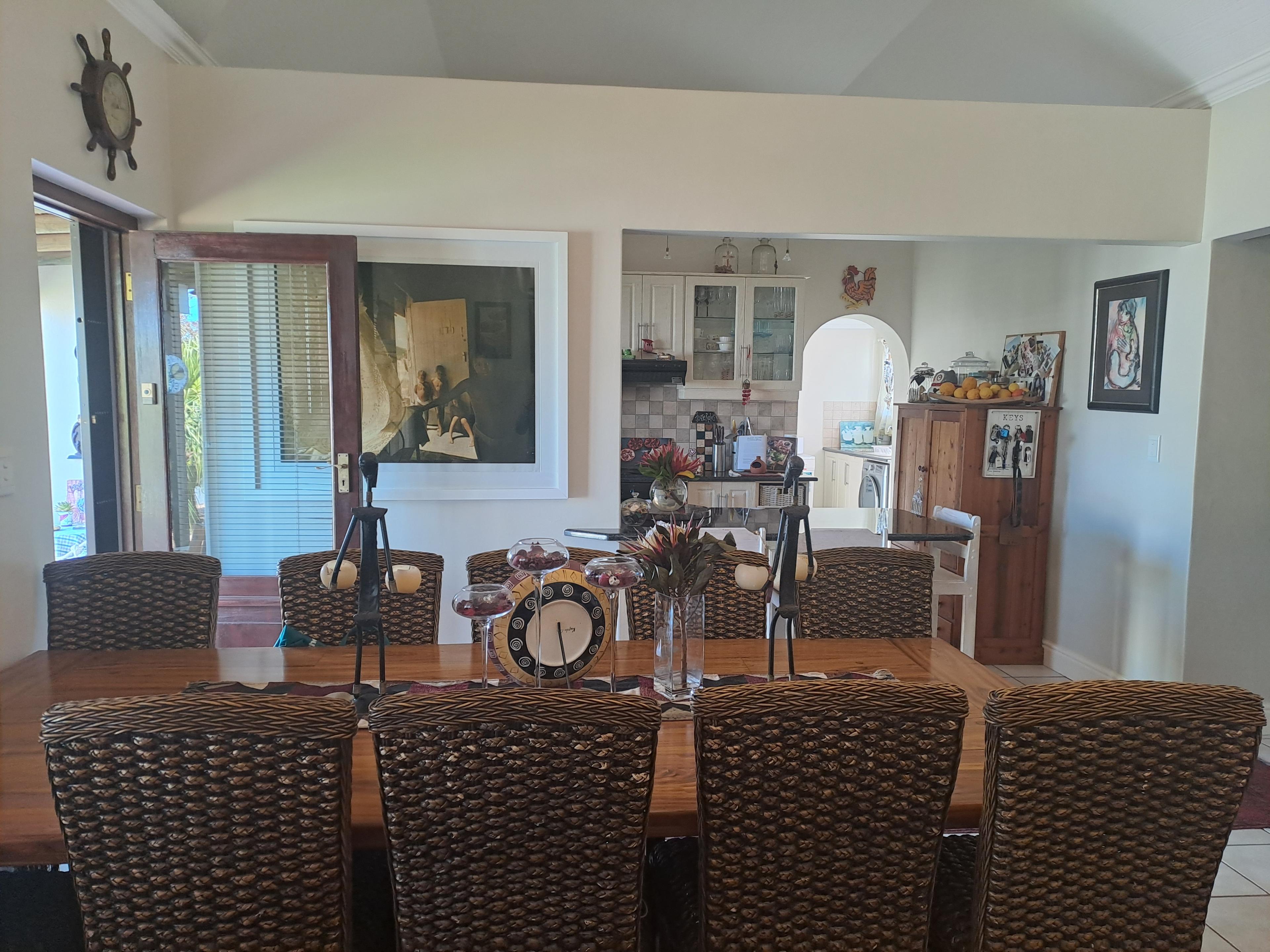 Image 4 of 6