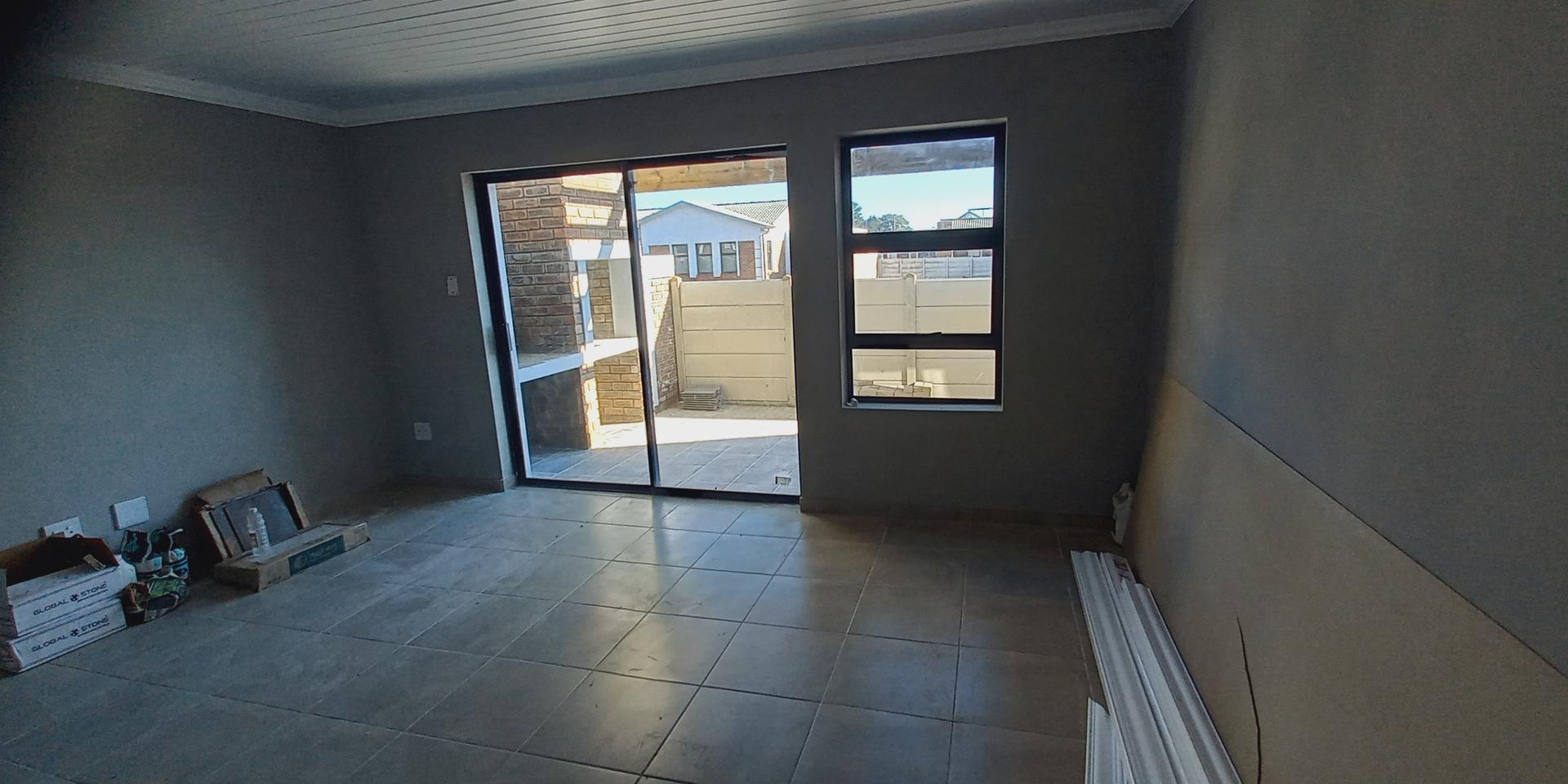 Image 5 of 6
